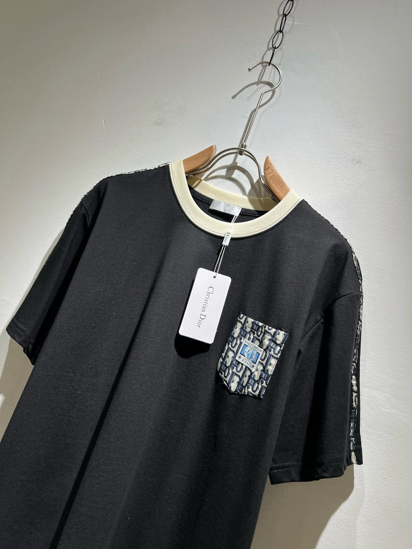  Dio*迪家 2025春夏新款男女同款👫短袖T恤，专柜同步发售！定制专属260克纯棉面料，定制原版工艺