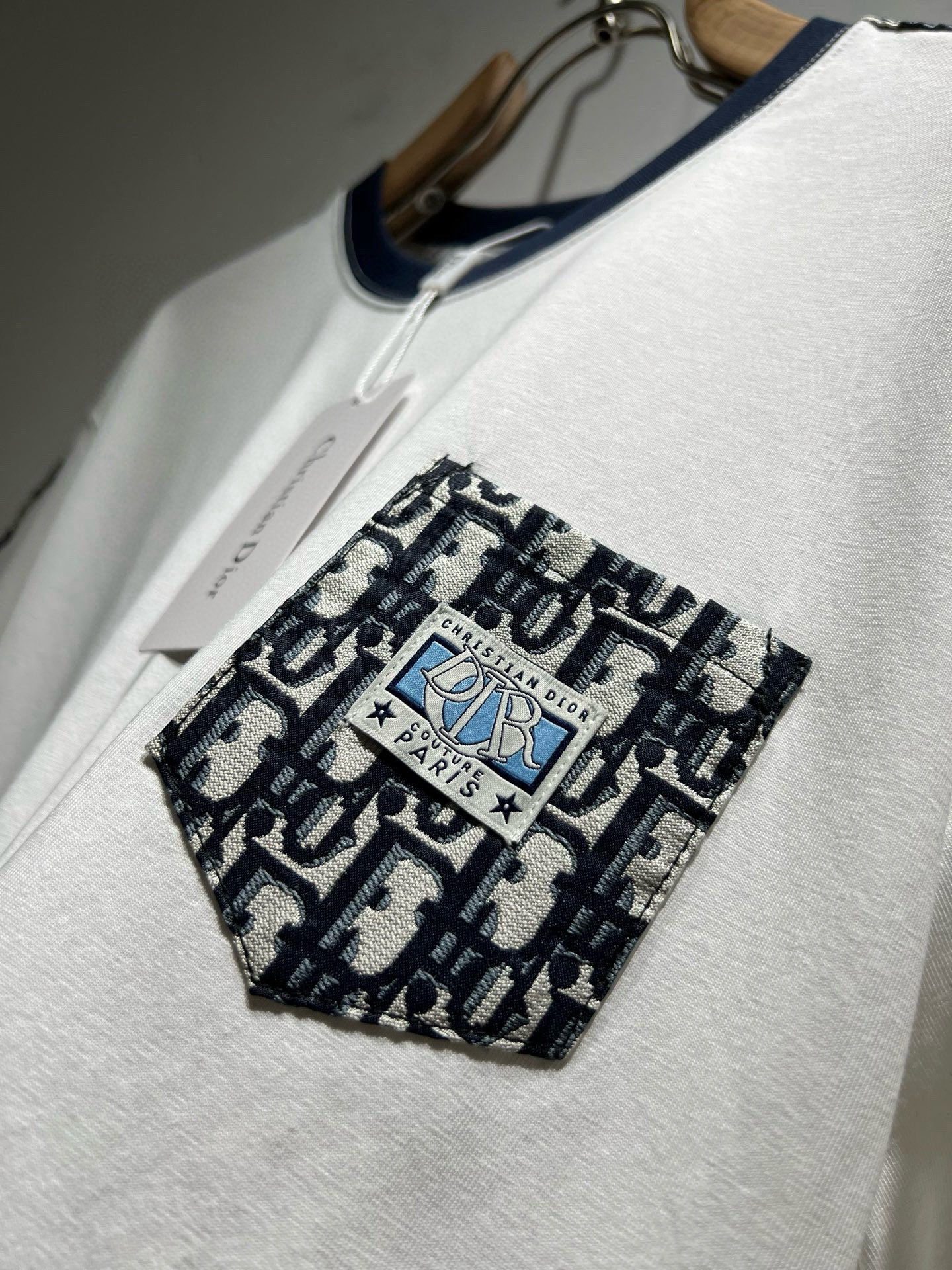  Dio*迪家 2025春夏新款男女同款👫短袖T恤，专柜同步发售！定制专属260克纯棉面料，定制原版工艺