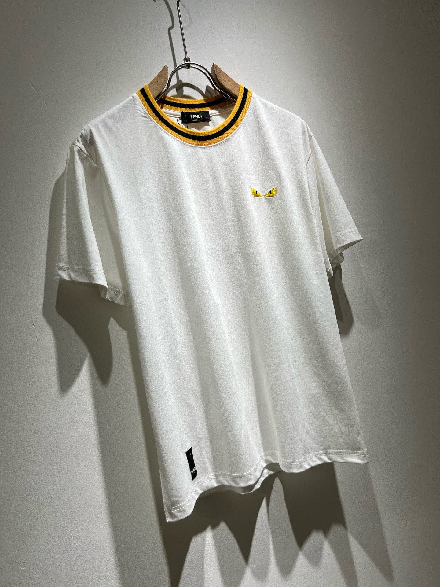  FEN*I 芬*迪2025春夏新款FD家族FF男女同款👫短袖T恤，男女同款👫百搭极简短袖。意大利原厂订