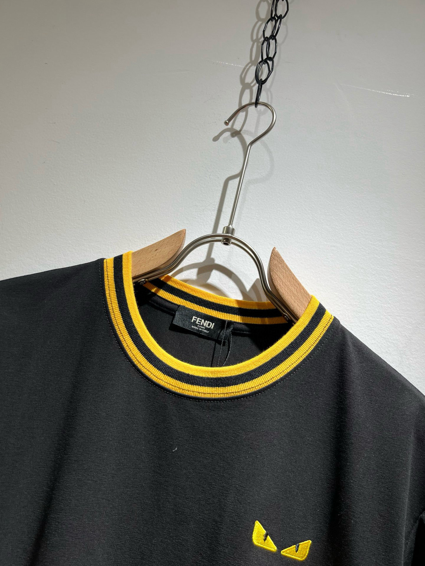  FEN*I 芬*迪2025春夏新款FD家族FF男女同款👫短袖T恤，男女同款👫百搭极简短袖。意大利原厂订