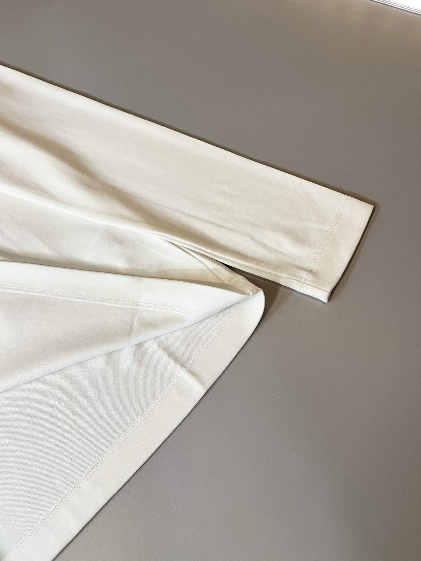 STEFANO RIC*I/史蒂芬.尼治 2025秋冬男士原单打底衫，重磅推荐！品质“牛啤” 此款TEE