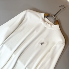 BC-Brunello Cucineli 2025秋季新款男士长袖打底,众多明星都爱穿的时尚百搭单品!胸 BC-Brunello Cucineli 2025秋季新款男士长袖打底,众多明星都爱穿的时尚百搭单品!胸
