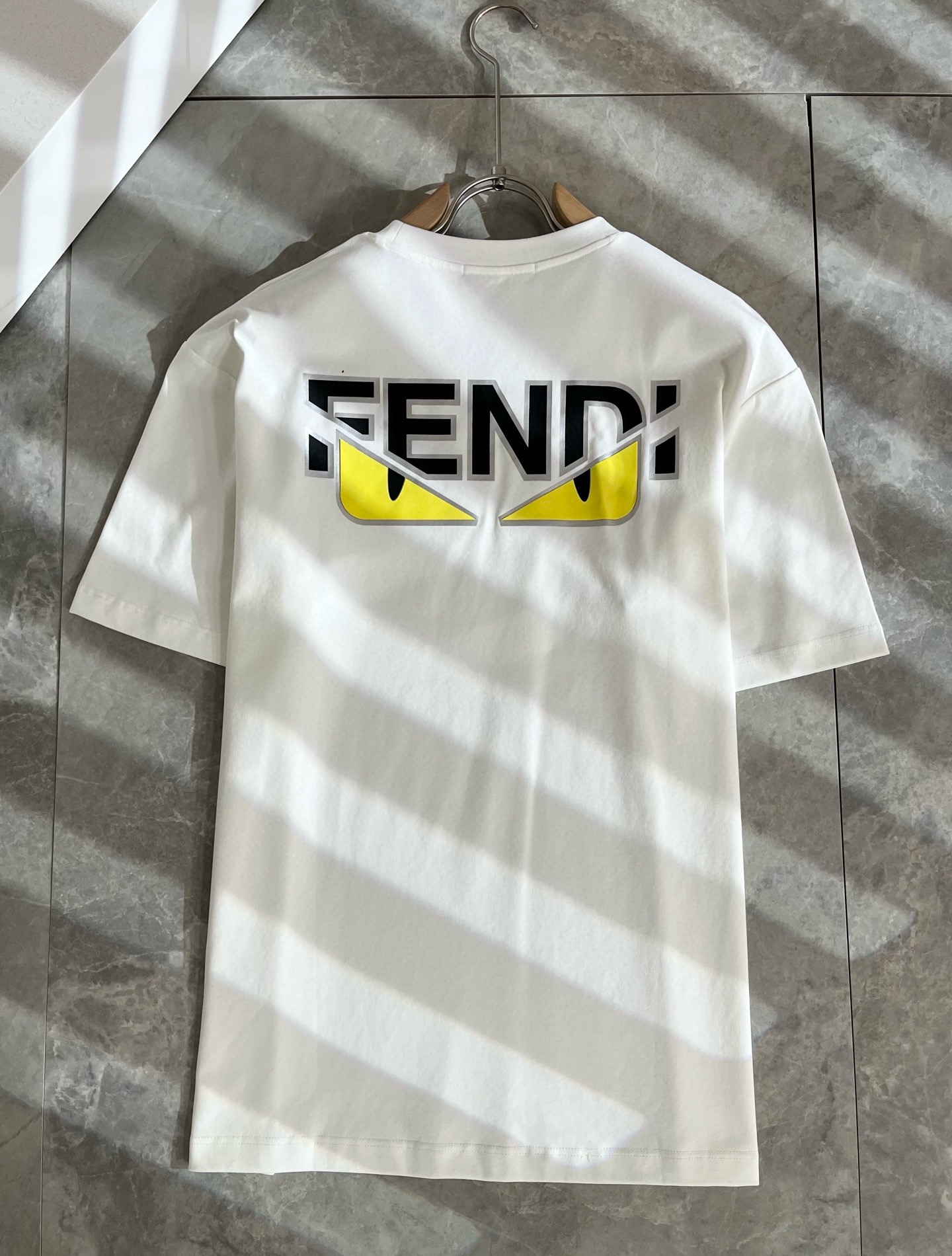 FEN*I 芬*迪2025春夏新款FD家族FF男女同款👫短袖T恤，男女同款👫百搭极简短袖。意大利原厂订单