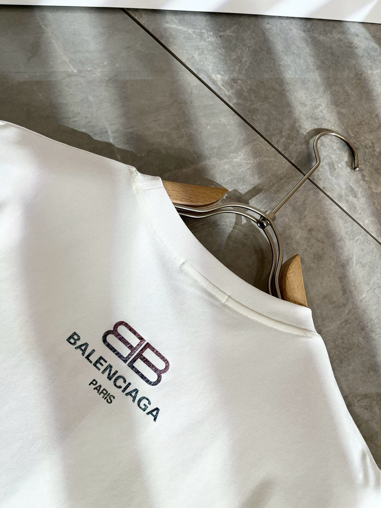 BALENCIA*巴黎*家 2025春夏新款男女同情侣款👫休闲宽松棉质圆领短袖T恤衫！贸易公司渠道稀出，