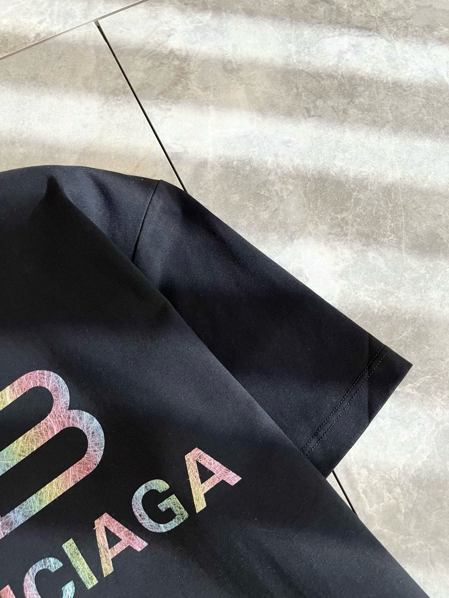 BALENCIA*巴黎*家 2025春夏新款男女同情侣款👫休闲宽松棉质圆领短袖T恤衫！贸易公司渠道稀出，