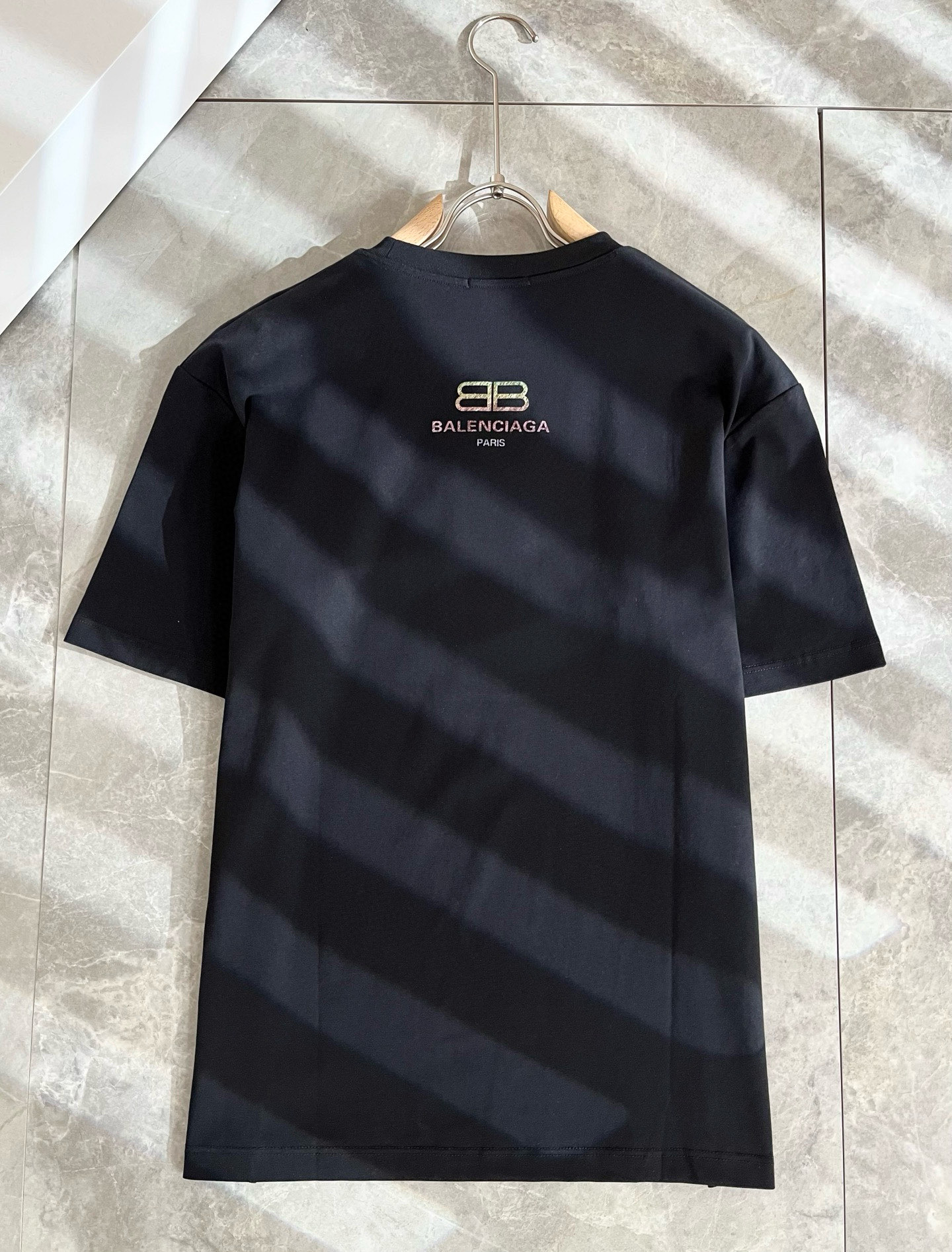 BALENCIA*巴黎*家 2025春夏新款男女同情侣款👫休闲宽松棉质圆领短袖T恤衫！贸易公司渠道稀出，