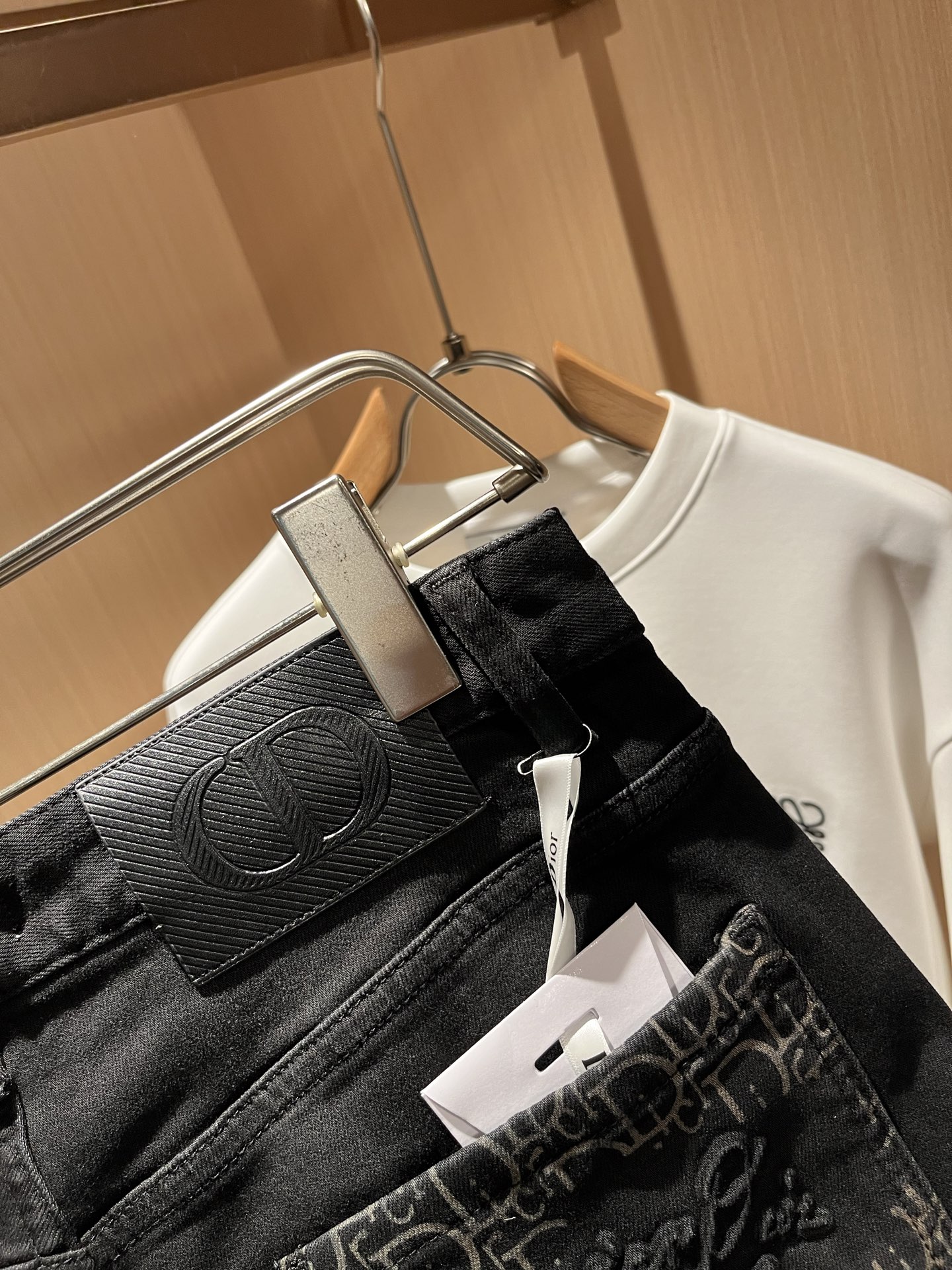  Dio*r 迪家 2025秋冬男士水洗小直筒牛仔裤！贸易公司渠道牛货，品相超赞，时尚圈万能的百搭裤王，