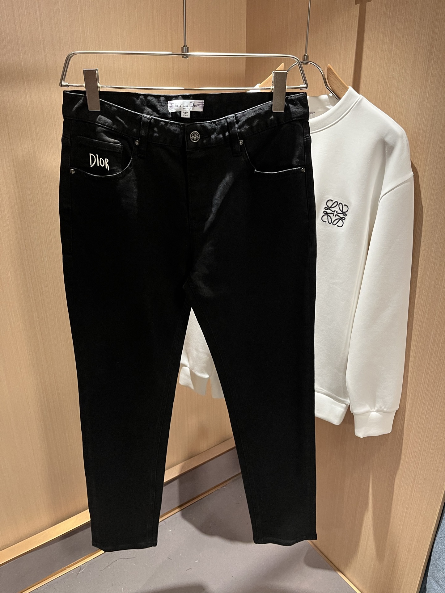  Dio*r 迪家 2025秋冬男士水洗小直筒牛仔裤！贸易公司渠道牛货，品相超赞，时尚圈万能的百搭裤王，