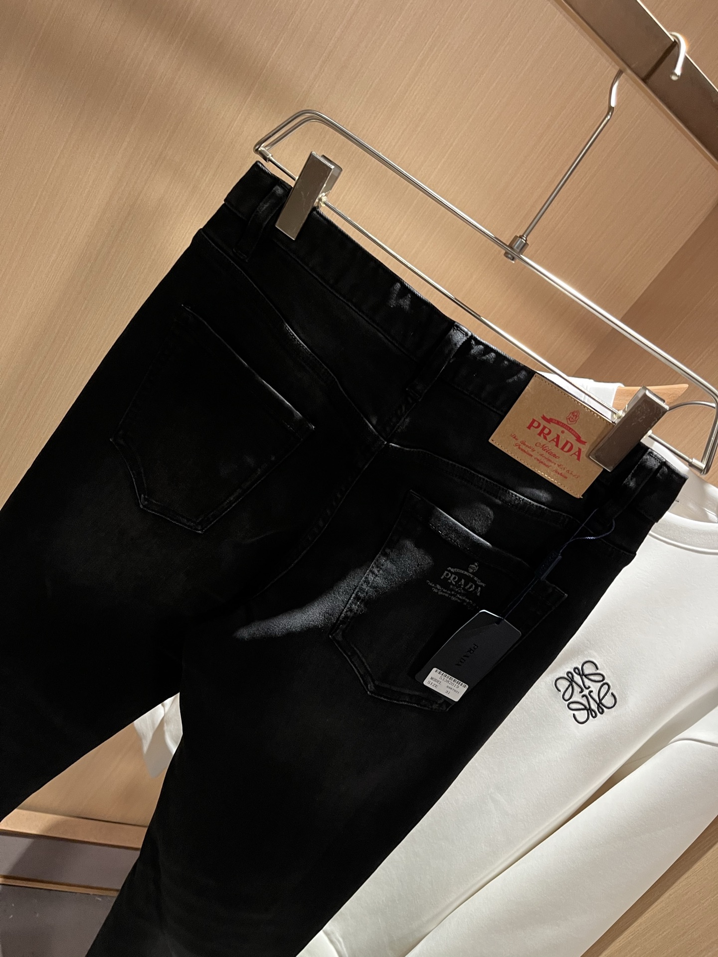   PRA*DA 普拉达 2025秋冬新品发售！牛仔高级百搭实用主义不哗众取宠！港澳台地区限定款！！立体