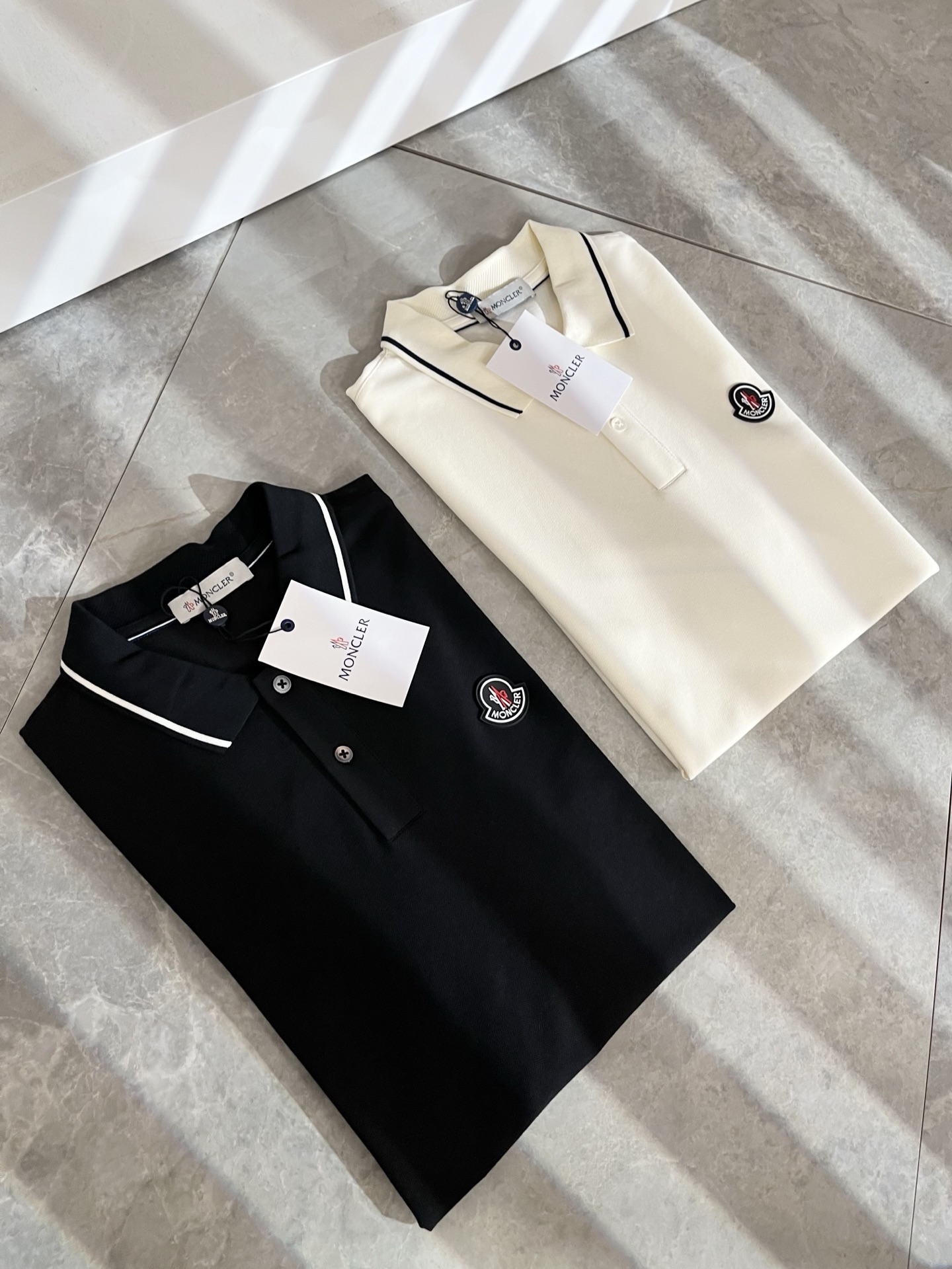  MON蒙**口2025春夏新款男士原单男士短袖POLO衫，贸易公司货，官网同步发售！此类型的基础单品是
