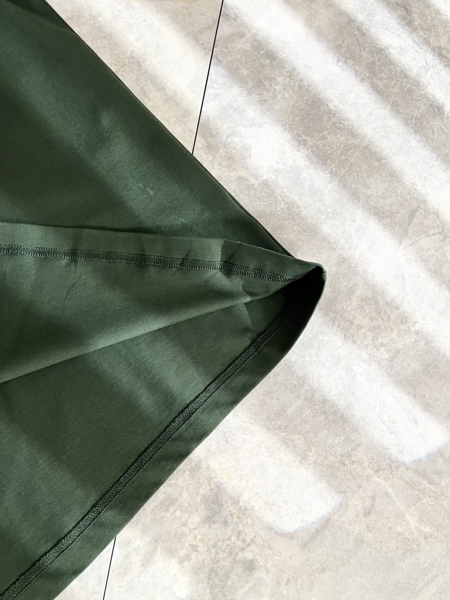   BALENCIA*巴黎*家 2025春夏新款男女同情侣款👫休闲宽松棉质圆领短袖T恤衫！贸易公司渠道稀