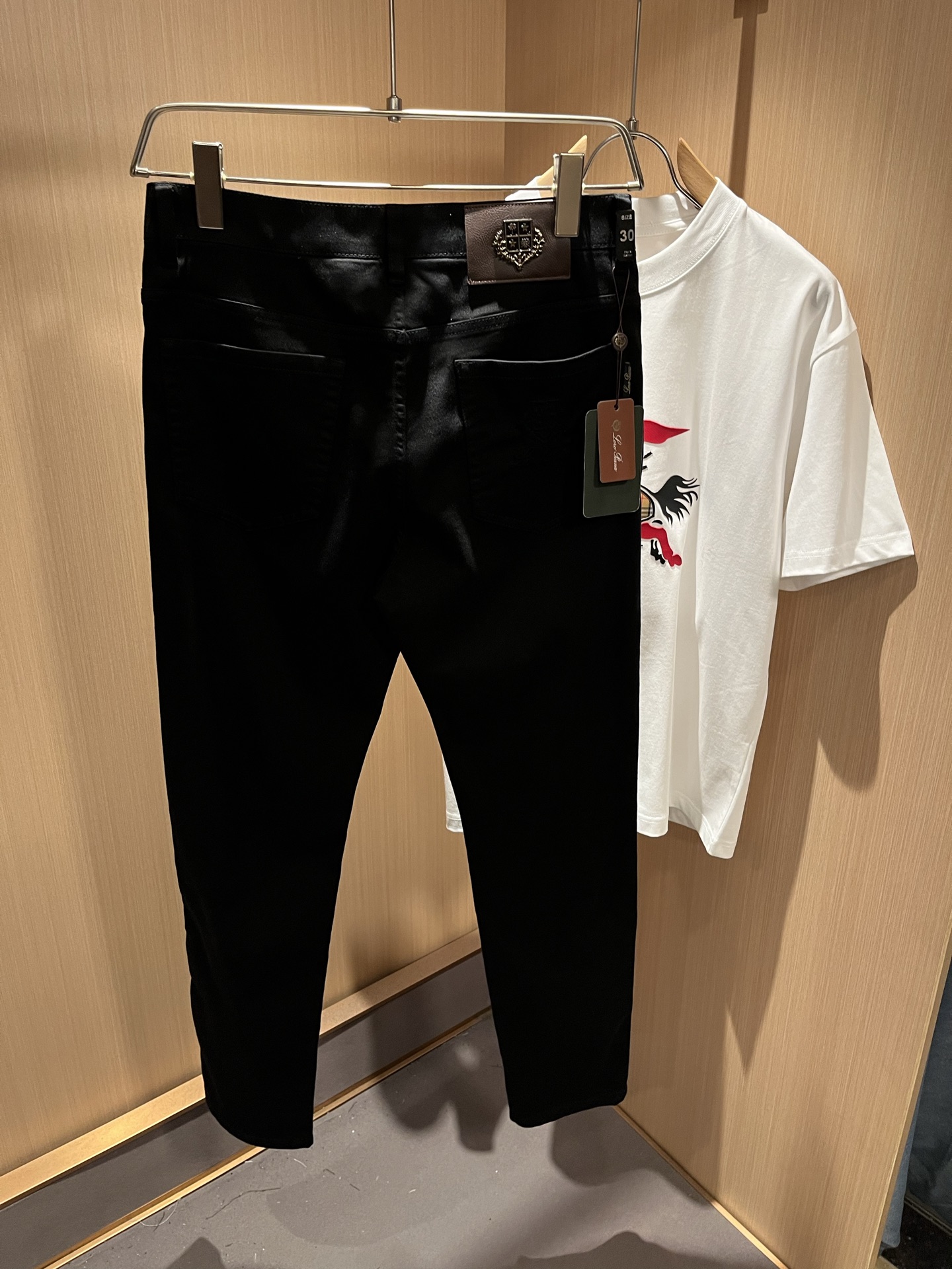   Loro Piana诺悠翩雅 2025春夏新品男士时装款高端休闲裤，香港洋行渠道货，日本原厂出品，纯