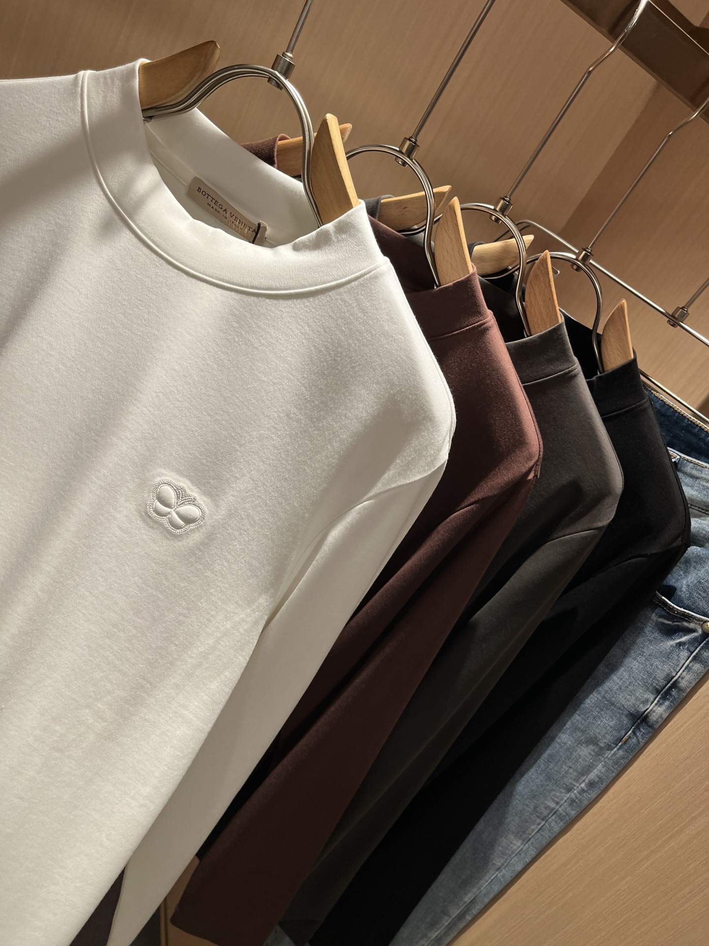 BottegaVene*a宝*嘉 2025秋冬新款男士打底衫，这是今年目前为止最牛批的一款纯色高品质面料