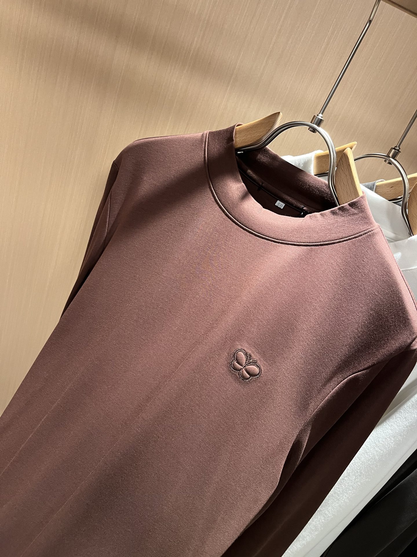 BottegaVene*a宝*嘉 2025秋冬新款男士打底衫，这是今年目前为止最牛批的一款纯色高品质面料