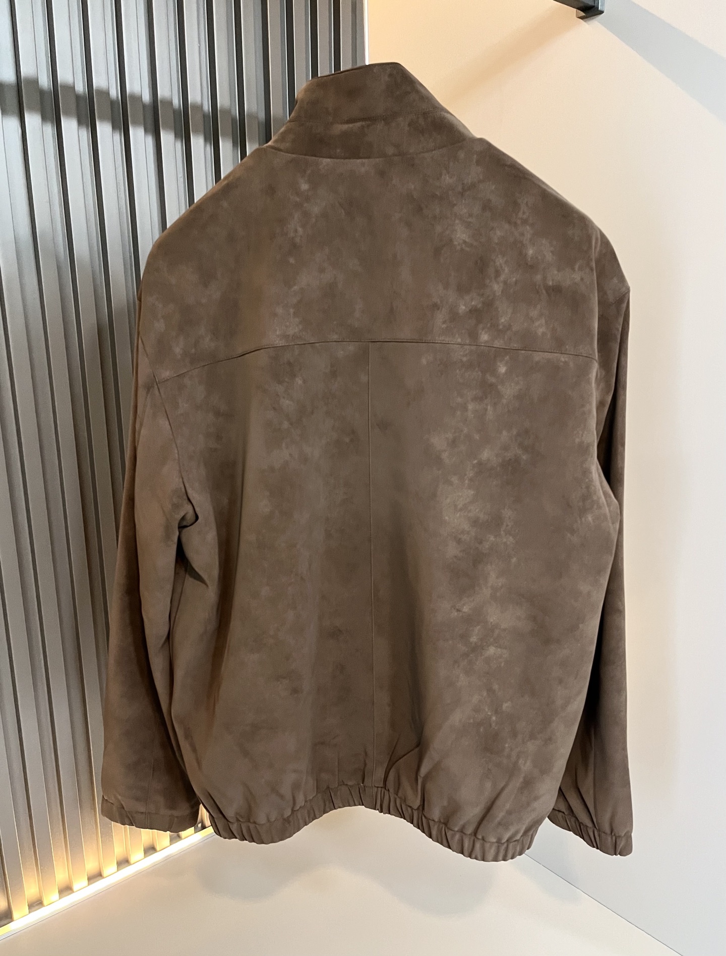 Loro Piana诺悠翩雅 2025秋冬新品男士休闲夹克外套，外贸公司订单！客供仿鹿绒材质，经典的专有