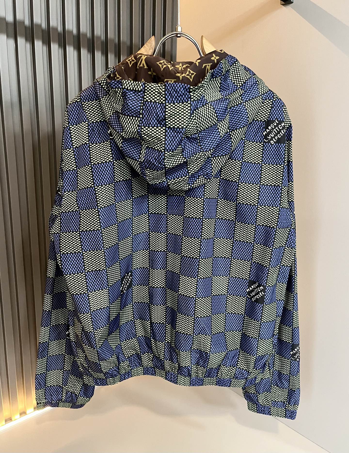  LouisVuitt*路易*登  ⚠️双面夹克！2025秋冬新品最新款棉服夹克外套，立体老花图案装夹克