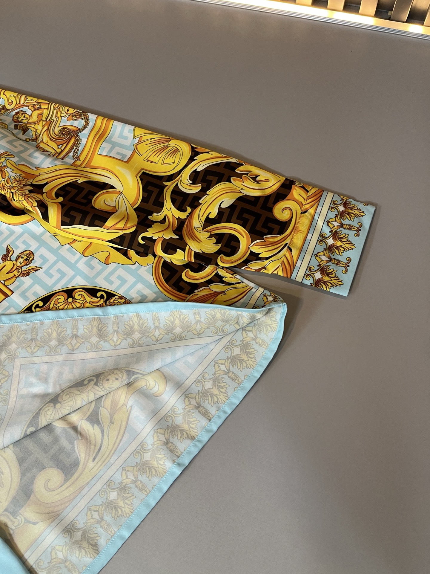 VERS*CE/范*哲 2025春夏新品原单长袖衬衣，VERS*CE/范*哲 贸易公司渠道 产品 值的推