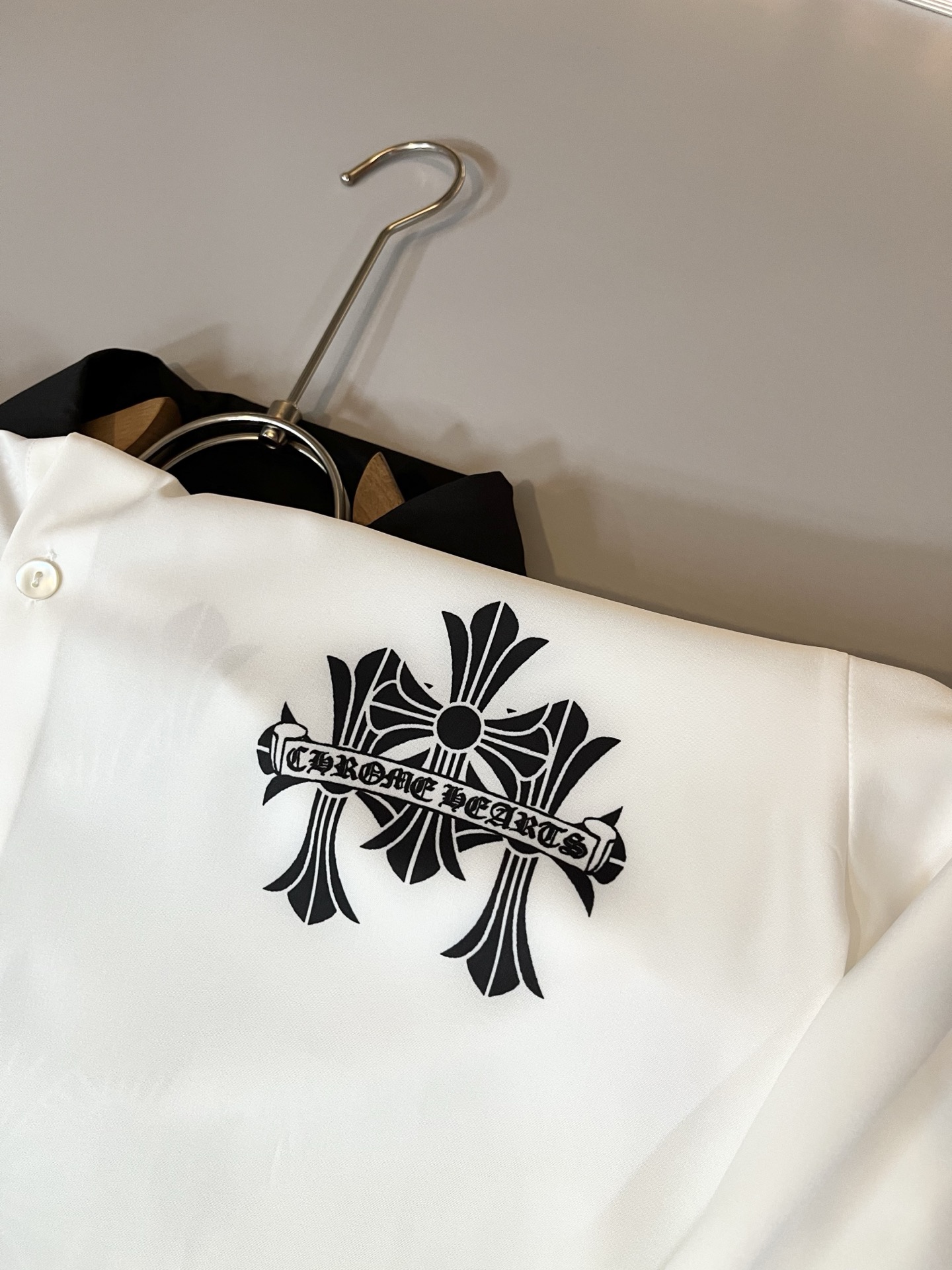 Chrome hear*s克*心 2025春夏新款男士衬衣，经典银饰辅料系列！男女同款一款让你从心底认可