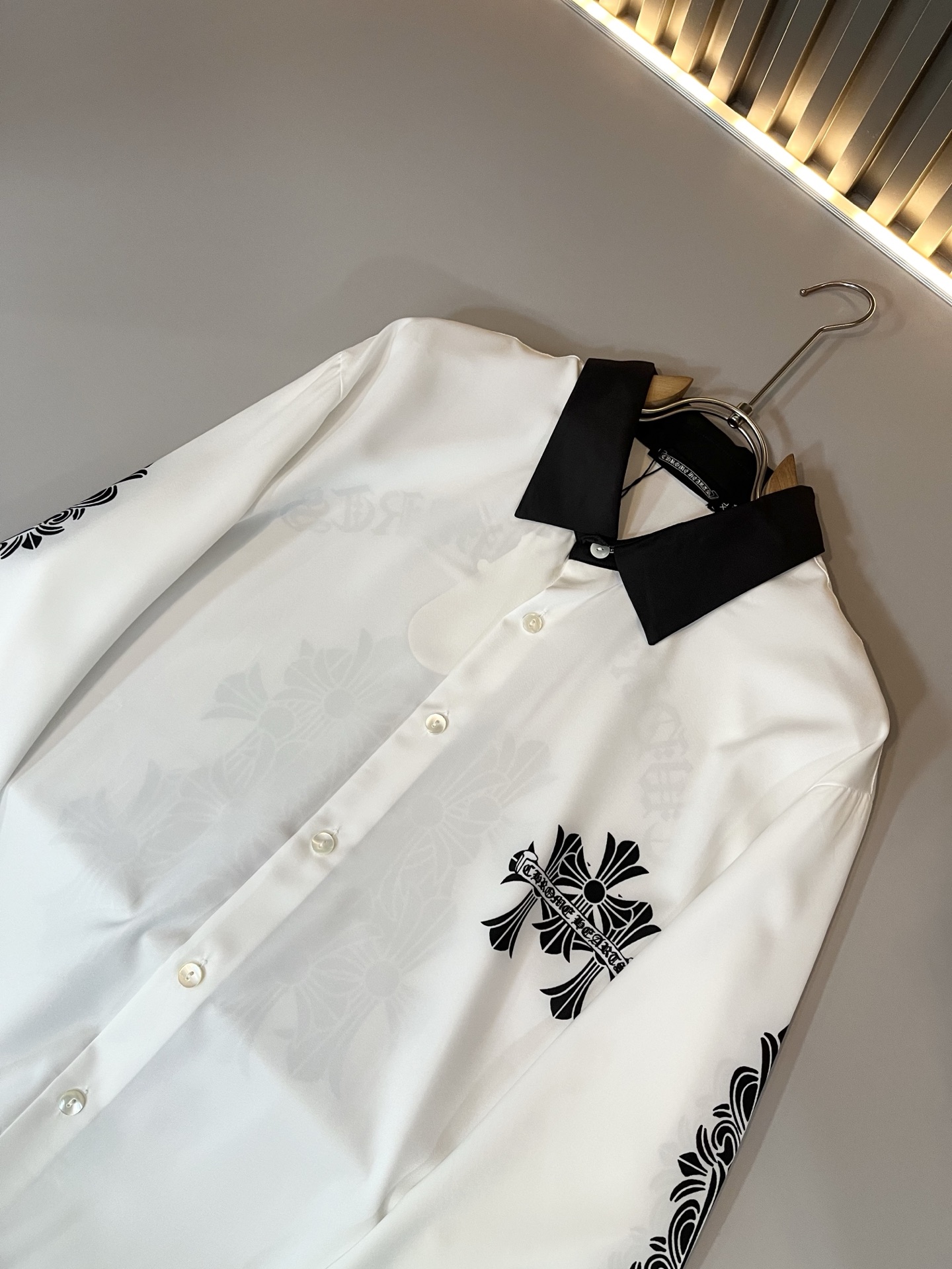 Chrome hear*s克*心 2025春夏新款男士衬衣，经典银饰辅料系列！男女同款一款让你从心底认可