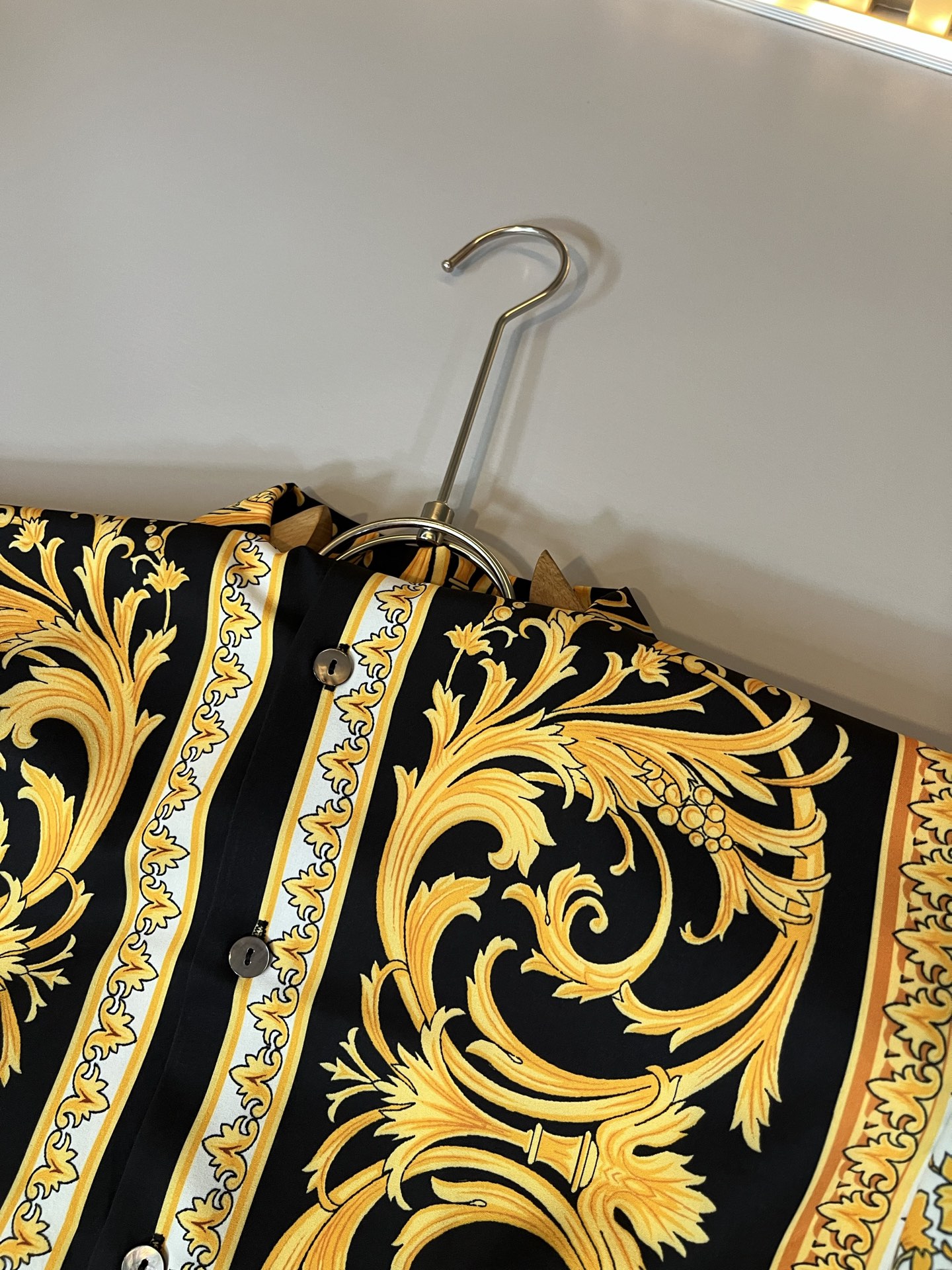 VERS*CE/范*哲 2025春夏新品原单长袖衬衣，VERS*CE/范*哲 贸易公司渠道 产品 值的推