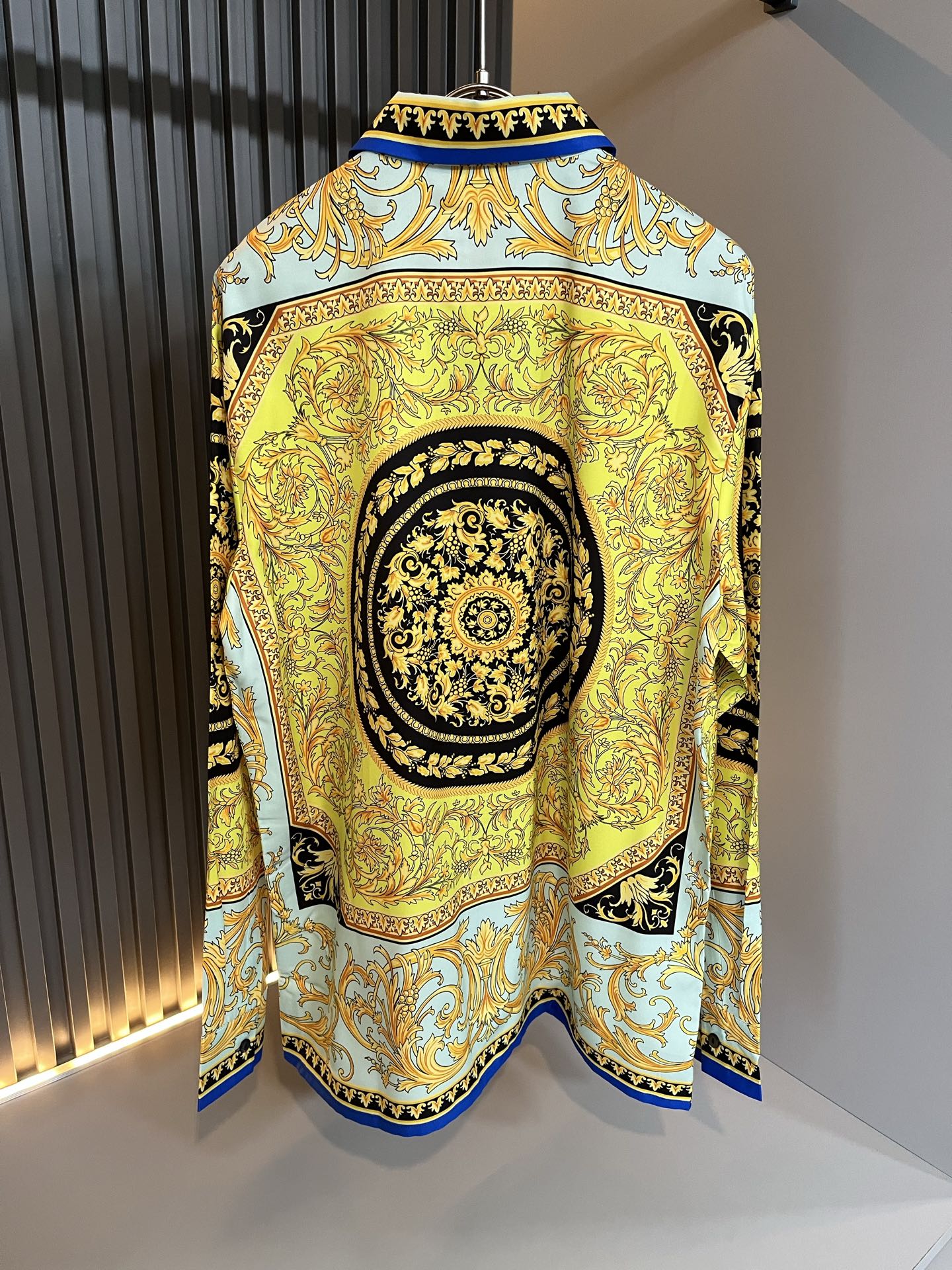 VERS*CE/范*哲 2025春夏新品原单长袖衬衣，VERS*CE/范*哲 贸易公司渠道 产品 值的推