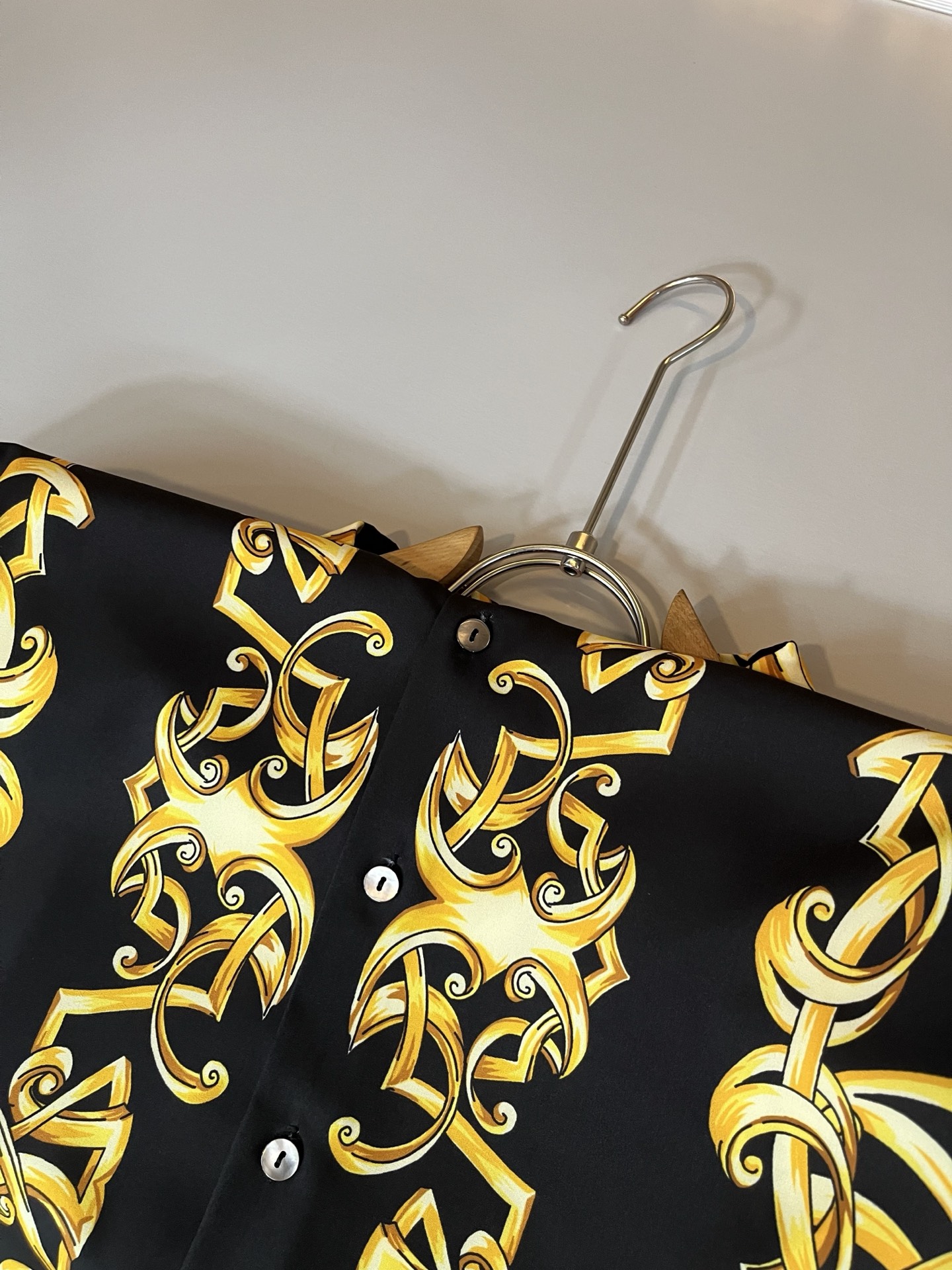 VERS*CE/范*哲 2025春夏新品原单长袖衬衣，VERS*CE/范*哲 贸易公司渠道 产品 值的推