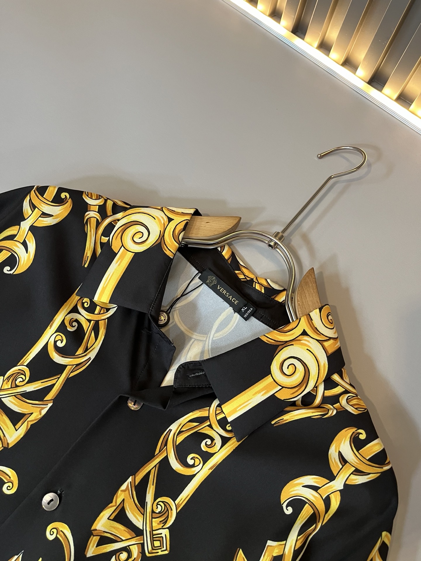 VERS*CE/范*哲 2025春夏新品原单长袖衬衣，VERS*CE/范*哲 贸易公司渠道 产品 值的推