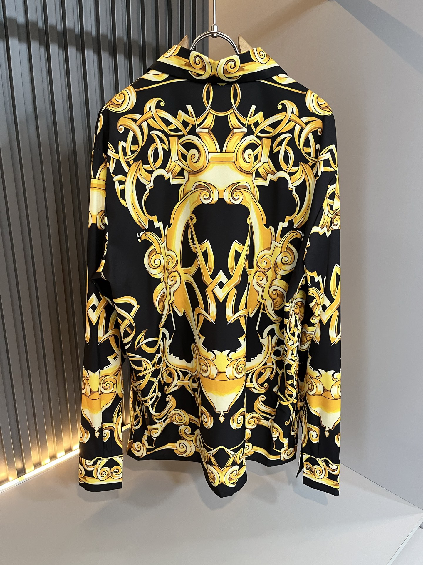 VERS*CE/范*哲 2025春夏新品原单长袖衬衣，VERS*CE/范*哲 贸易公司渠道 产品 值的推