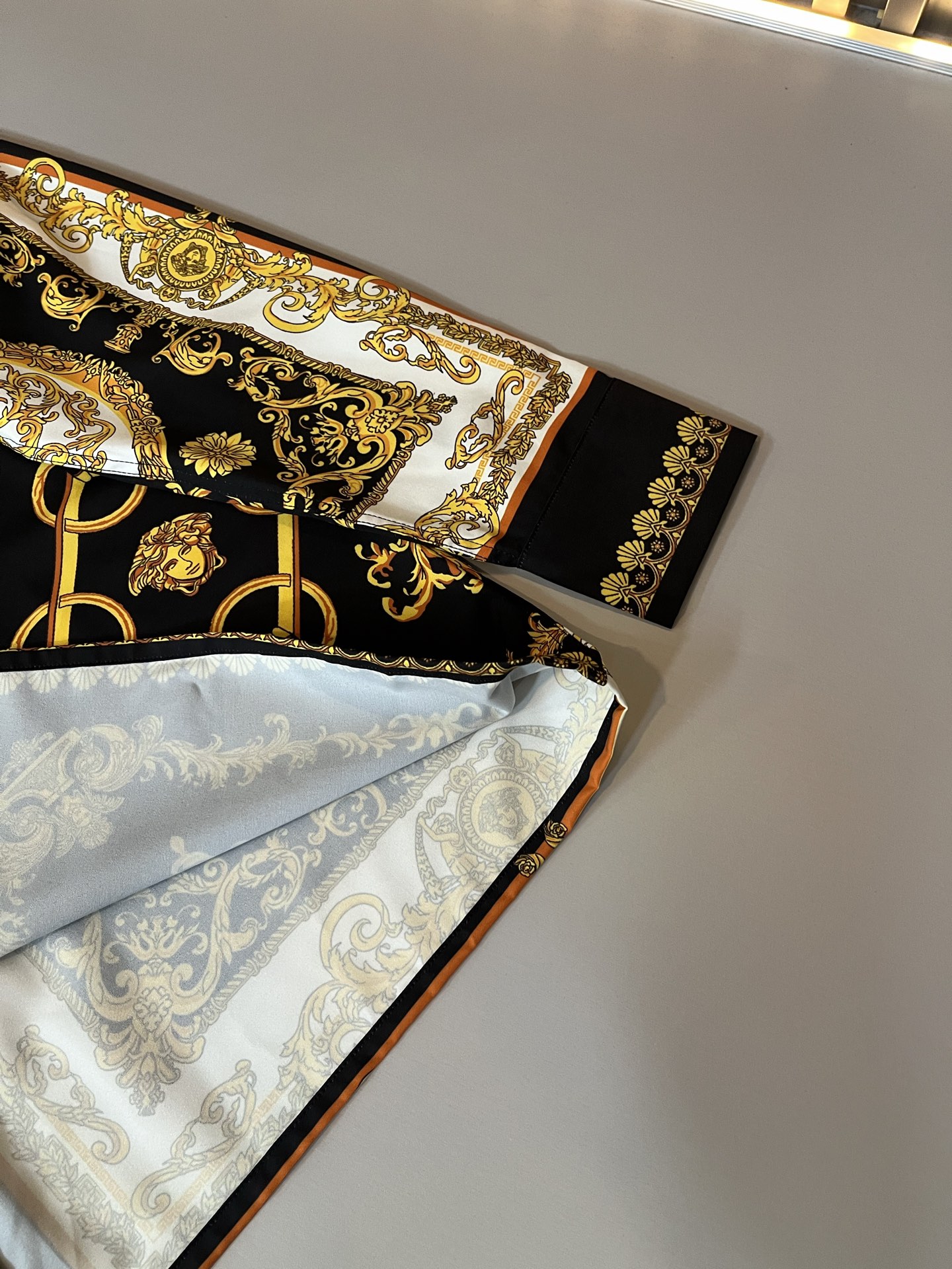 VERS*CE/范*哲 2025春夏新品原单长袖衬衣，VERS*CE/范*哲 贸易公司渠道 产品 值的推