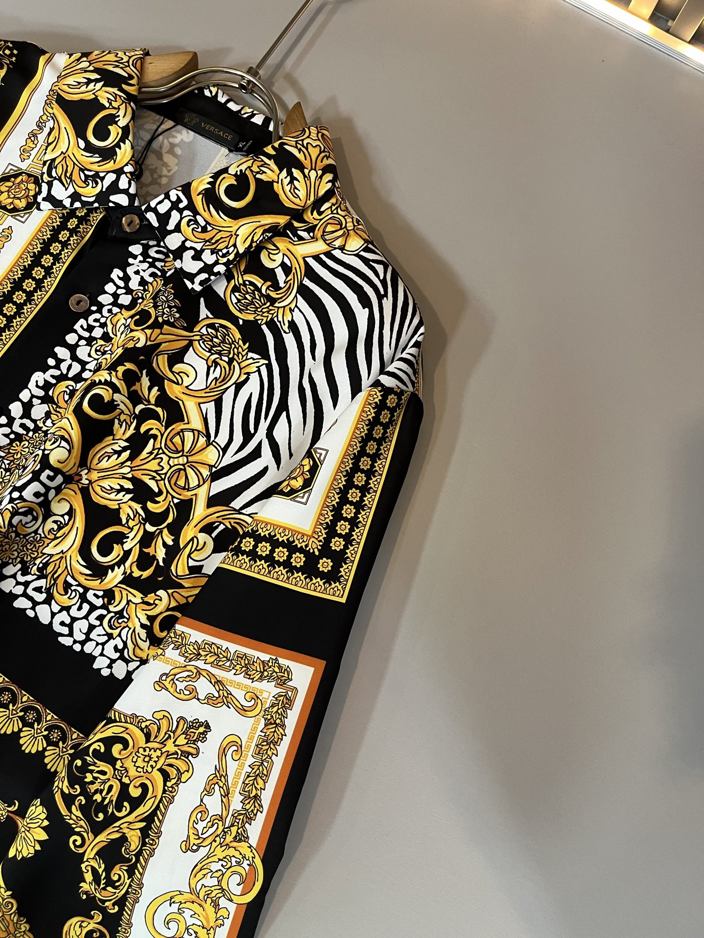 VERS*CE/范*哲 2025春夏新品原单长袖衬衣，VERS*CE/范*哲 贸易公司渠道 产品 值的推