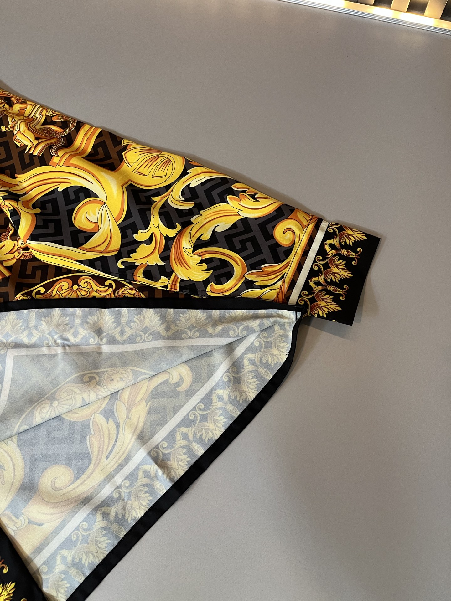 VERS*CE/范*哲 2025春夏新品原单长袖衬衣，VERS*CE/范*哲 贸易公司渠道 产品 值的推