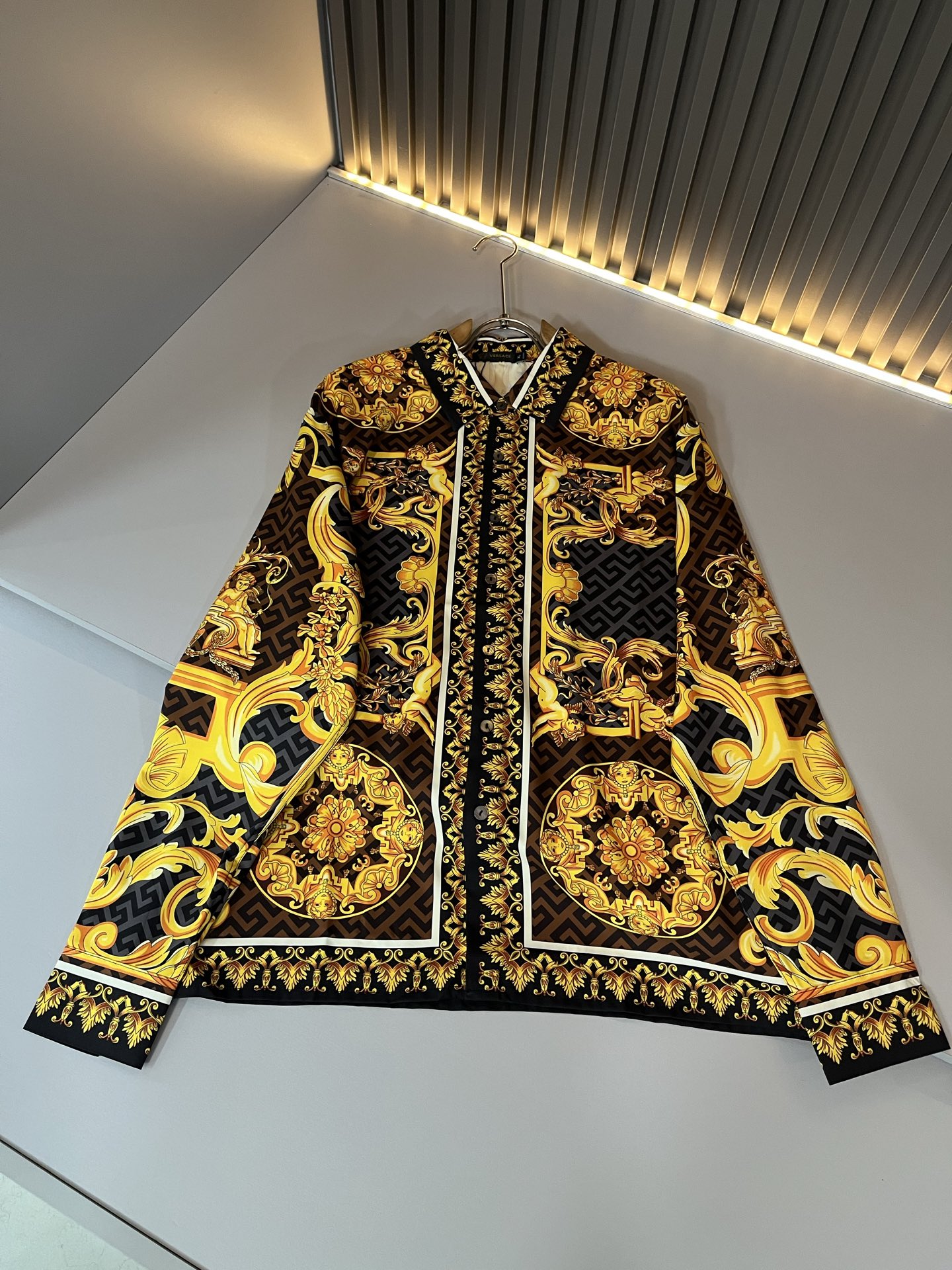 VERS*CE/范*哲 2025春夏新品原单长袖衬衣，VERS*CE/范*哲 贸易公司渠道 产品 值的推