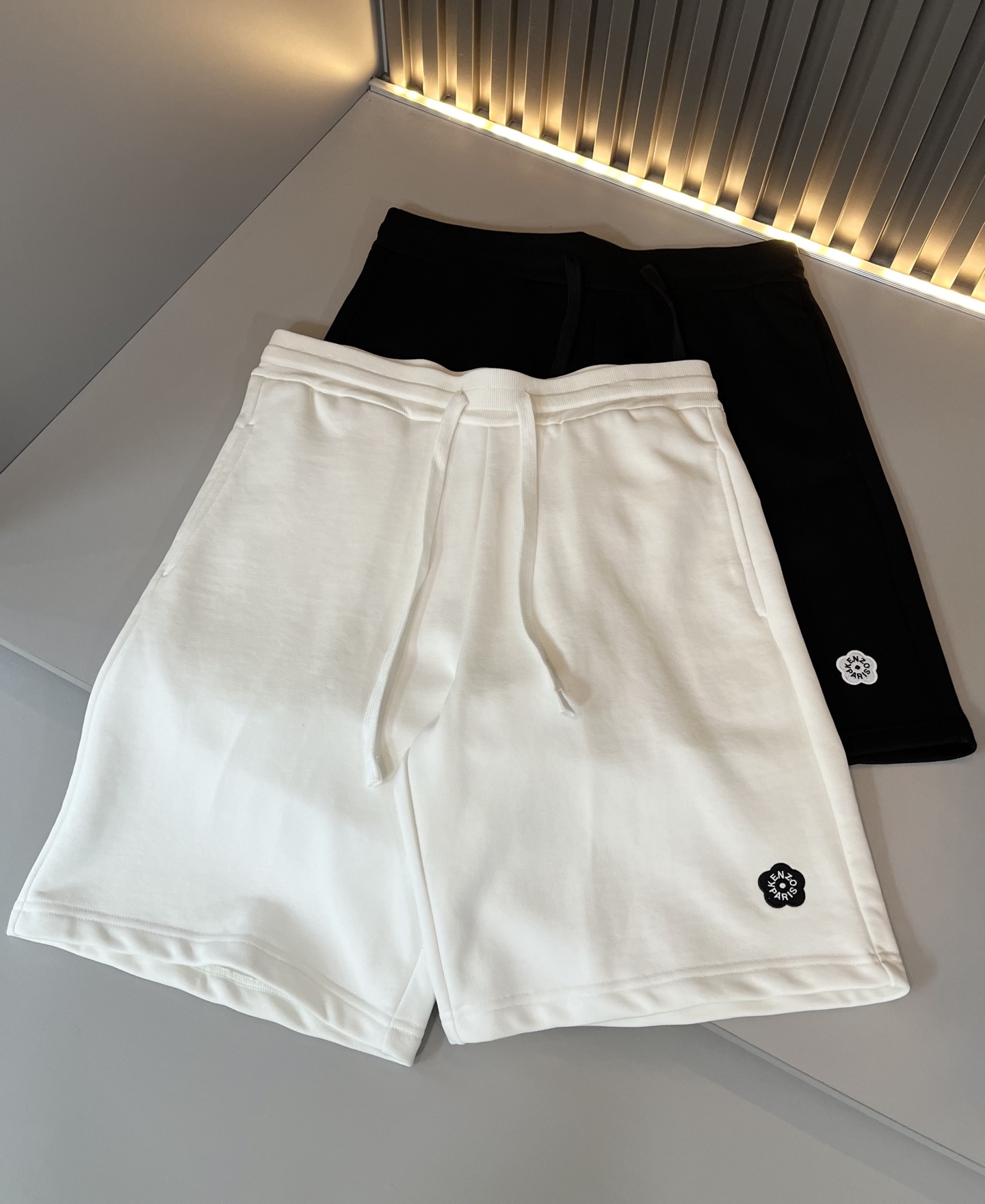 KENZ*高田*三 2025春夏新品男女同款👫短裤，传承经典著作改良后的新品更加的具有立体感官，裤腿lo