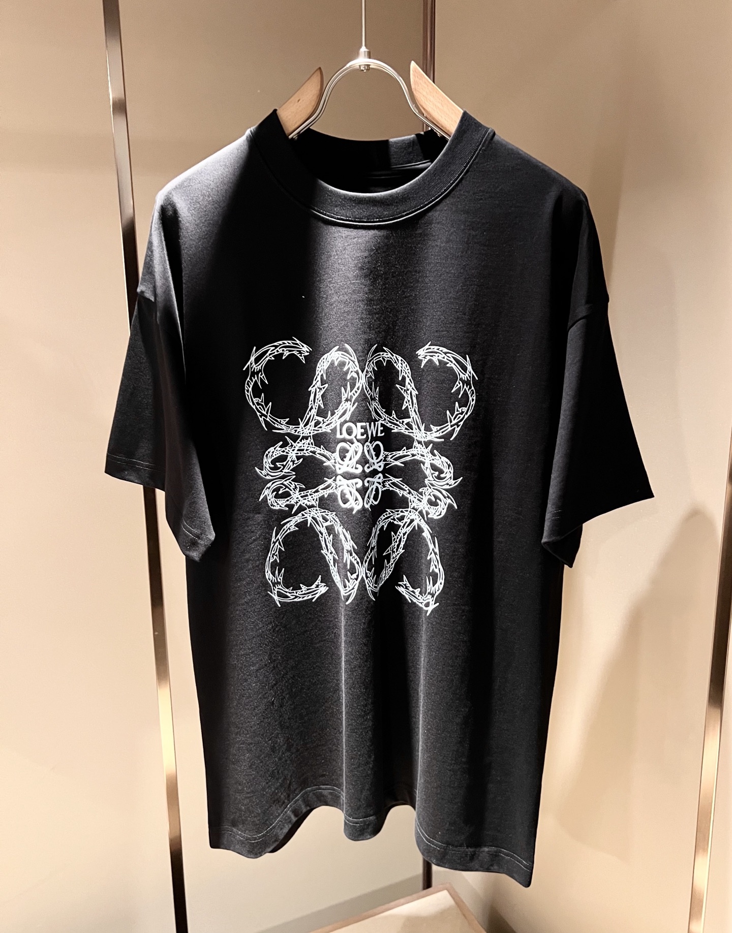  LOE*WE罗*威 2025春夏新款男女同款👫短袖T恤，意大利原厂订单渠道，极具个性高级风，标志log