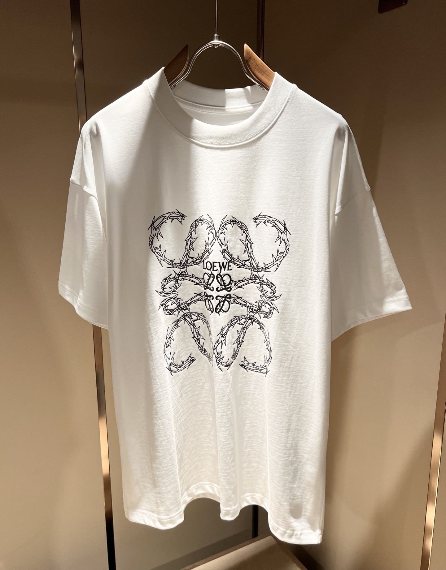  LOE*WE罗*威 2025春夏新款男女同款👫短袖T恤，意大利原厂订单渠道，极具个性高级风，标志log