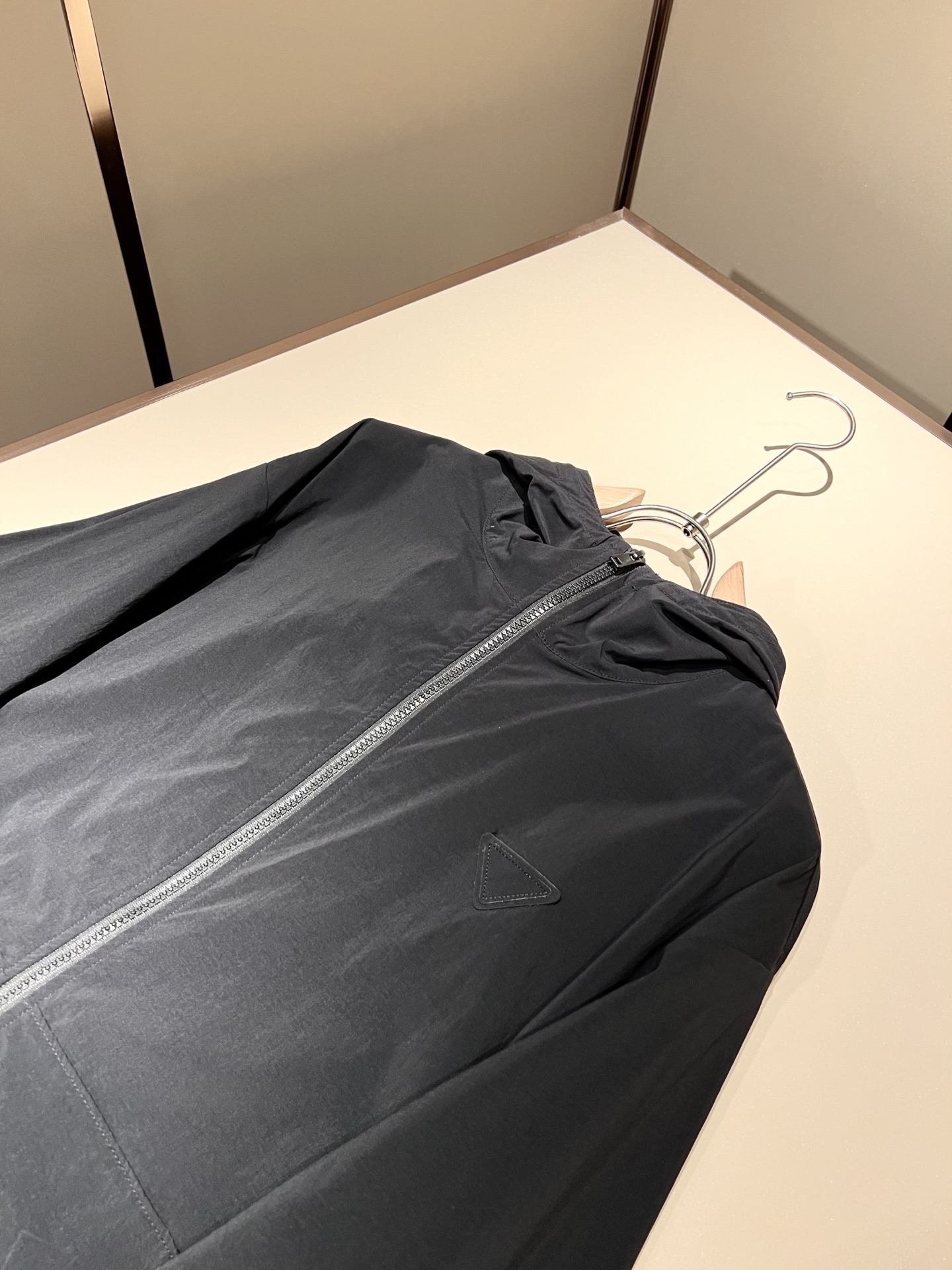  PRAD*A普*达2025秋冬休闲夹克外套，最新时尚休闲拉链夹克，时尚夹克外套!贸易公司渠道稀出，同步