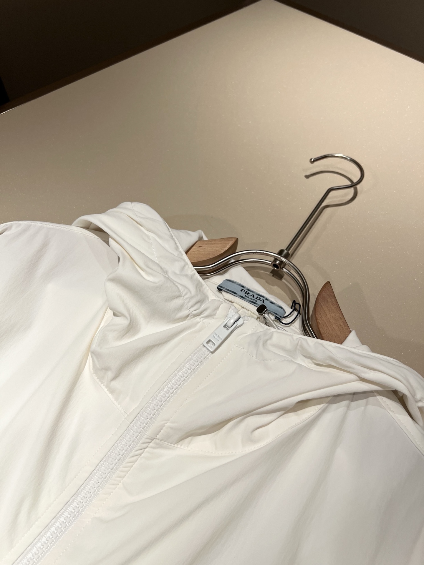  PRAD*A普*达2025秋冬休闲夹克外套，最新时尚休闲拉链夹克，时尚夹克外套!贸易公司渠道稀出，同步