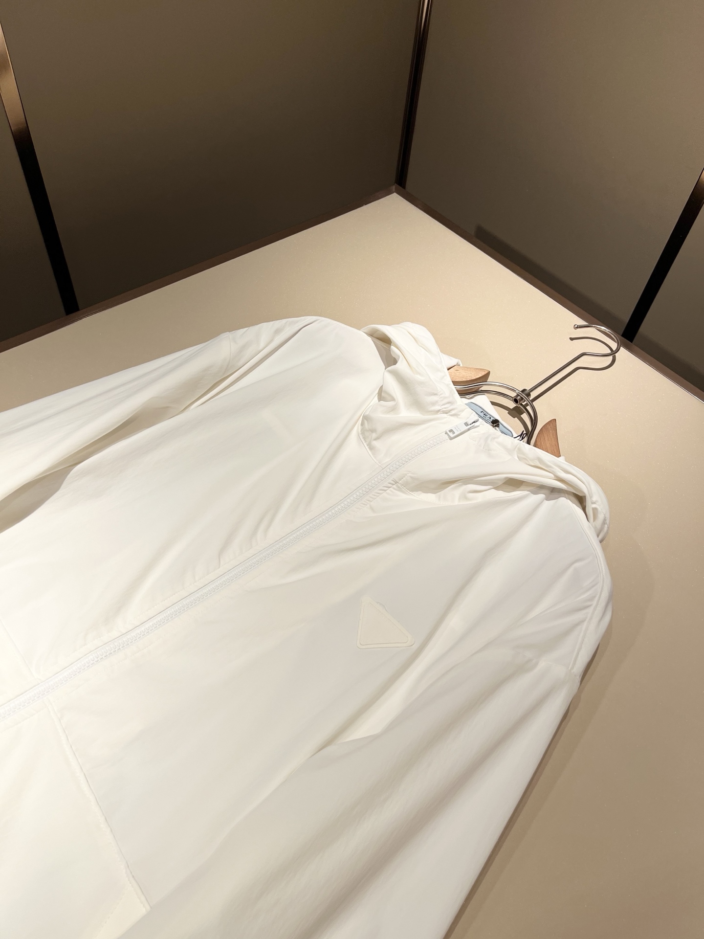  PRAD*A普*达2025秋冬休闲夹克外套，最新时尚休闲拉链夹克，时尚夹克外套!贸易公司渠道稀出，同步