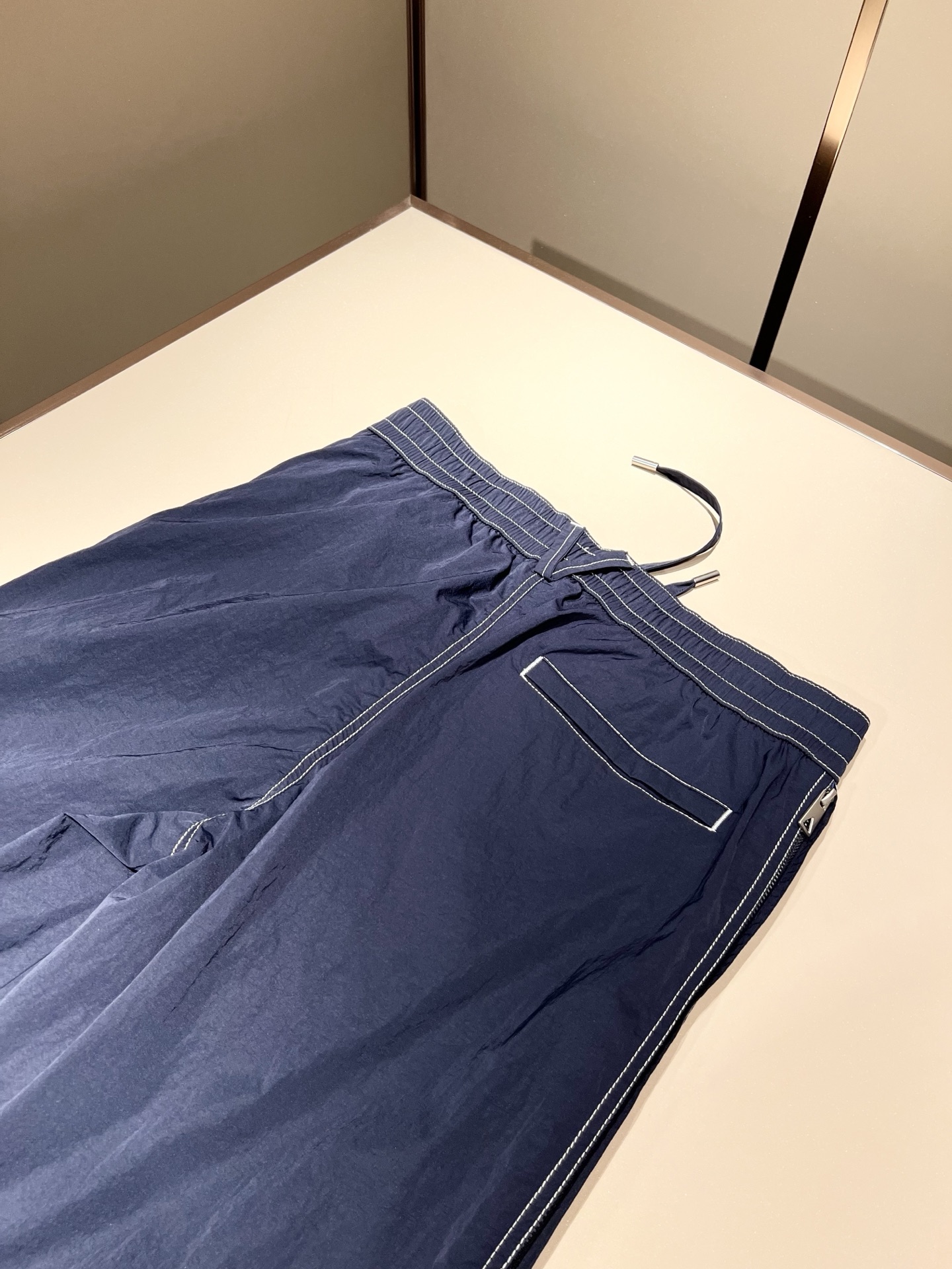  Botte*aVene*te葆碟家2025秋冬男士休闲套装，完美品相，第一眼看到这款夹克，百搭的实穿款