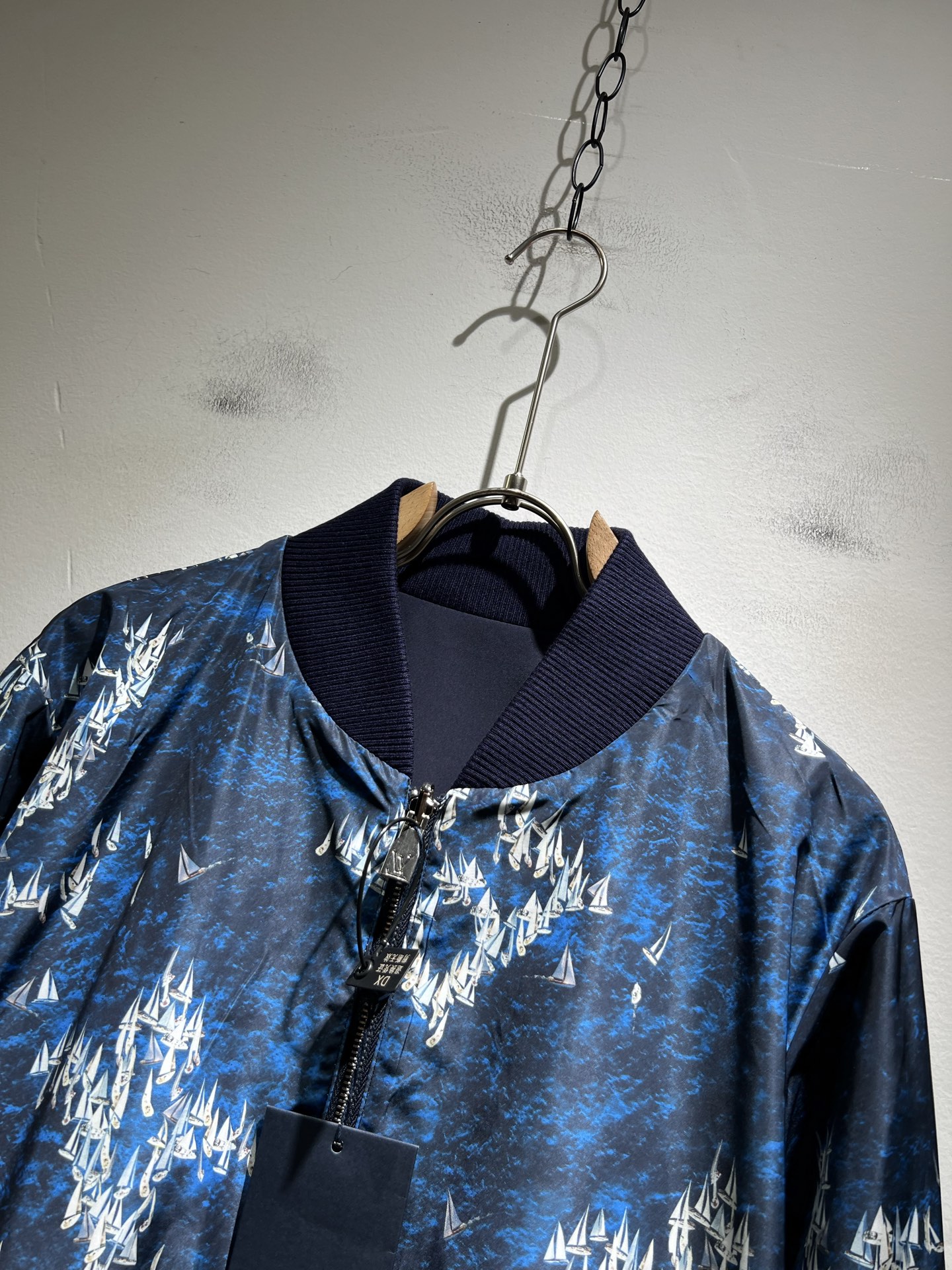  LouisVuitt*路易*登  ⚠️双面夹克！2025秋冬新品最新款夹克外套，立体老花图案装夹克外套