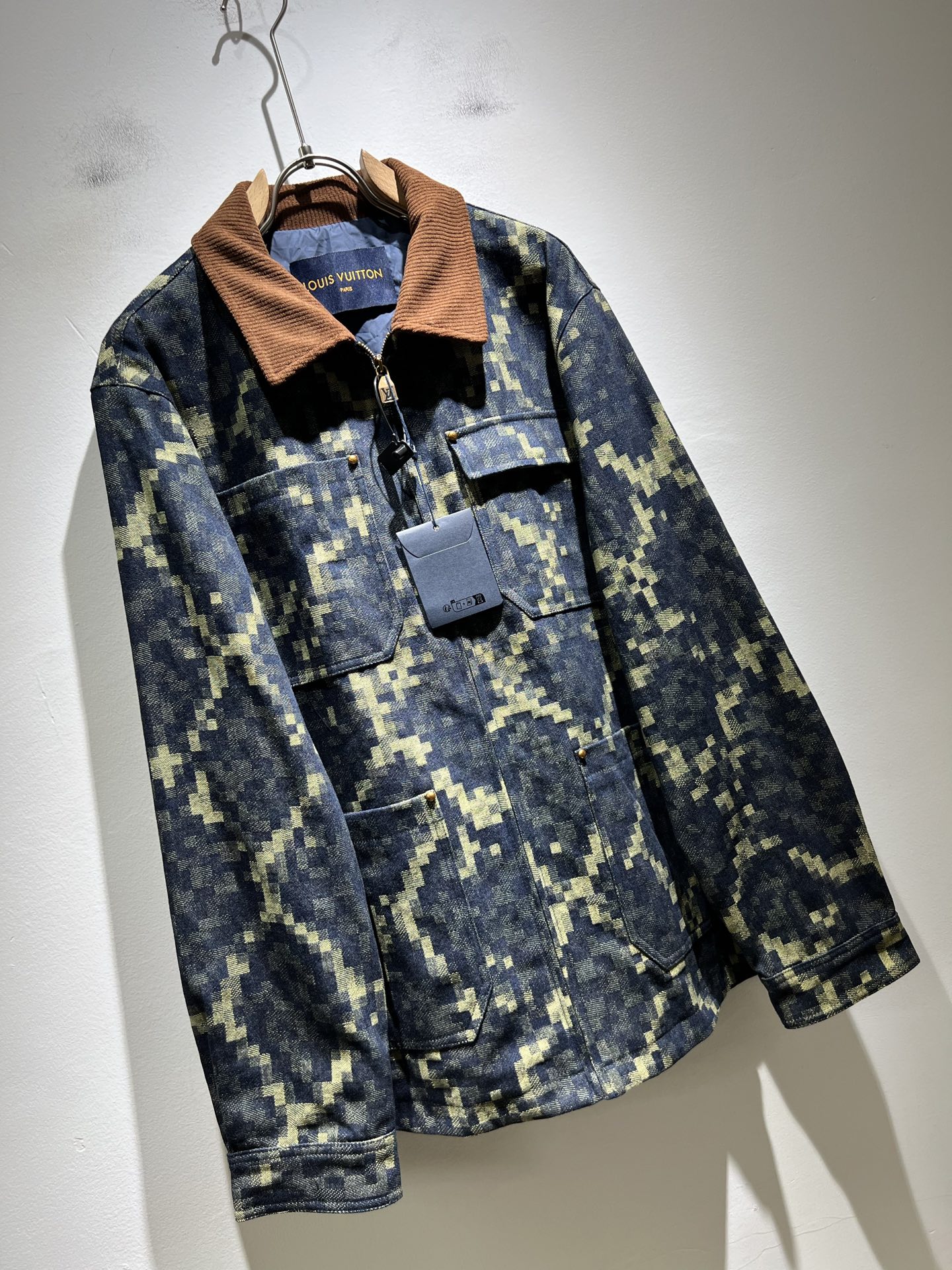  Louis Vuit*on 路易*登 2025秋冬新款轻奢男女同款👫牛仔夹克外套，路易家族的新高端，细