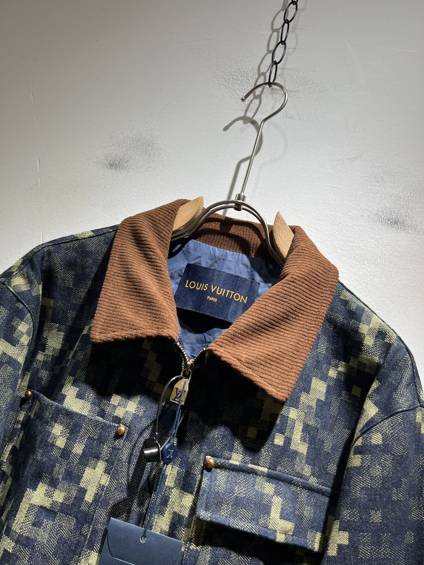  Louis Vuit*on 路易*登 2025秋冬新款轻奢男女同款👫牛仔夹克外套，路易家族的新高端，细