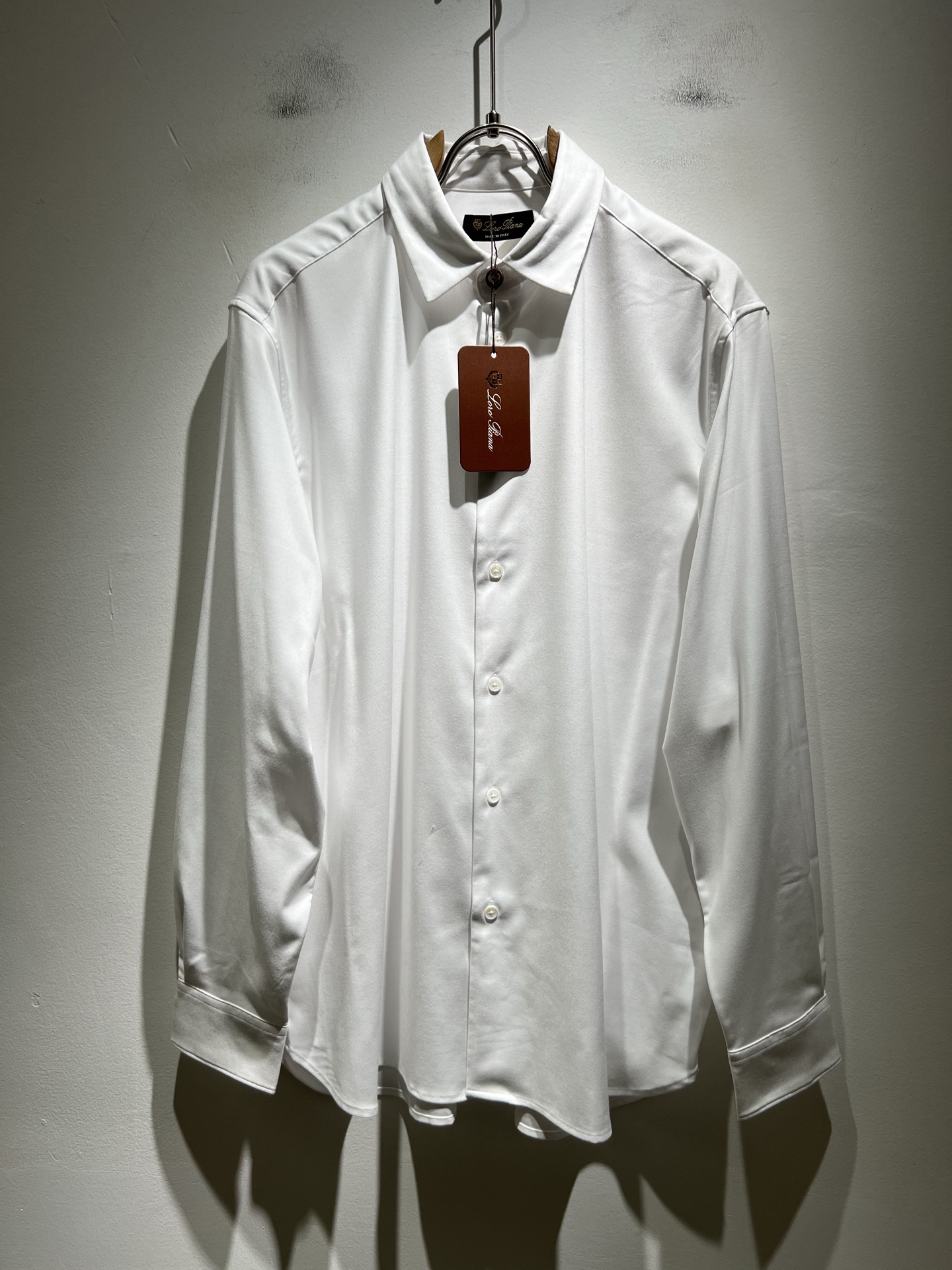  Loro Piana诺悠翩雅 2025秋冬男士衬衣，最新的贸易订单全品相！！网红款！上身舒适透气，不僵