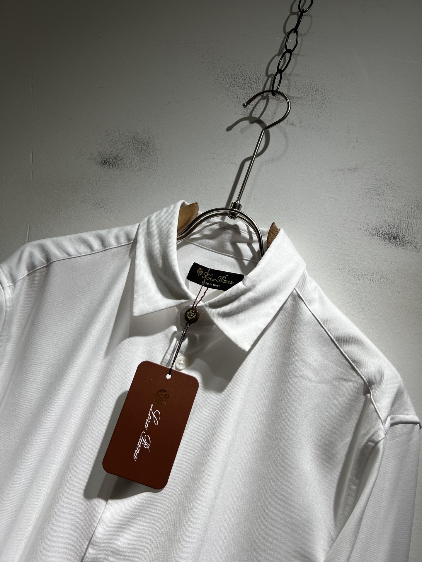  Loro Piana诺悠翩雅 2025秋冬男士衬衣，最新的贸易订单全品相！！网红款！上身舒适透气，不僵