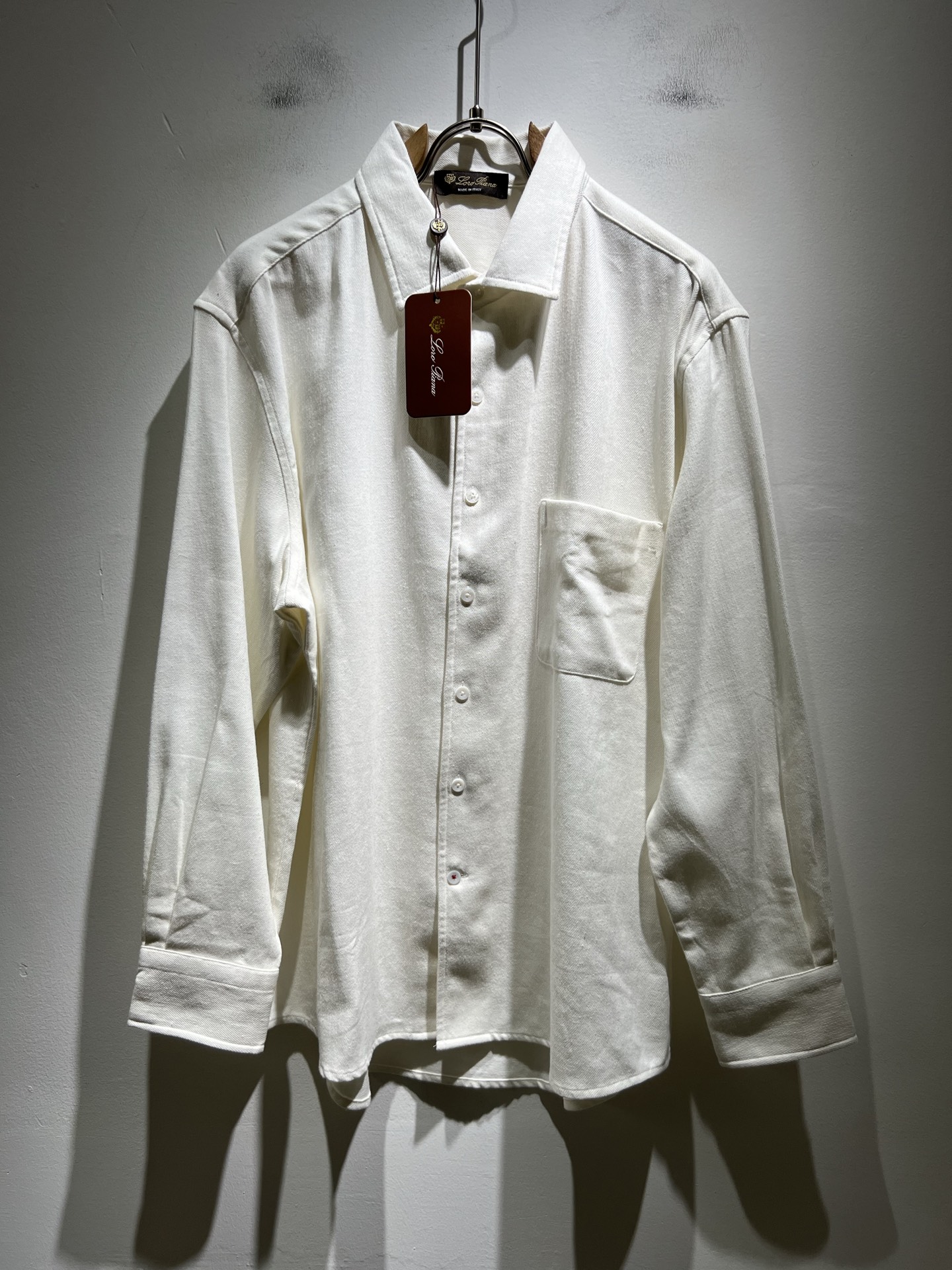  Loro Piana诺悠翩雅 2025秋冬男士衬衣，最新的贸易订单全品相！！网红款！上身舒适透气，不僵