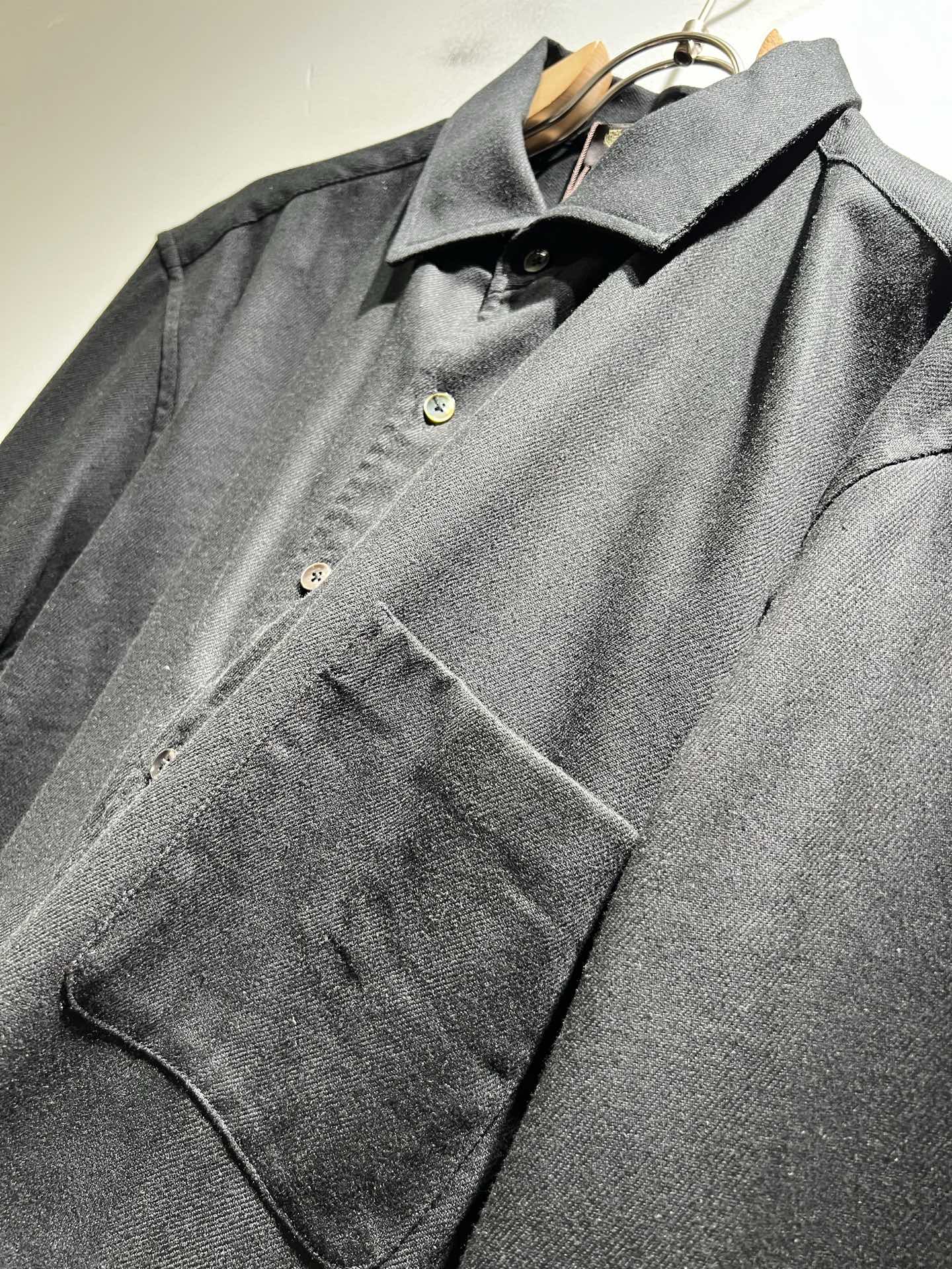  Loro Piana诺悠翩雅 2025秋冬男士衬衣，最新的贸易订单全品相！！网红款！上身舒适透气，不僵