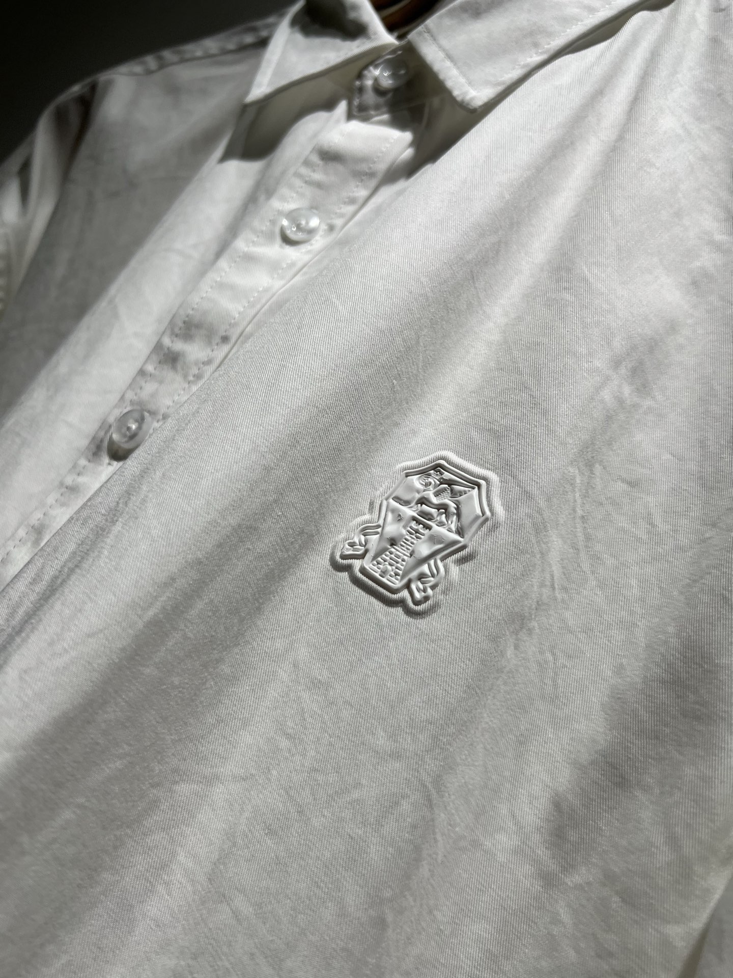  BC-Brunello Cucineli 2025秋冬新款男士长袖衬衣，众多明星都爱穿的时尚百搭单品！