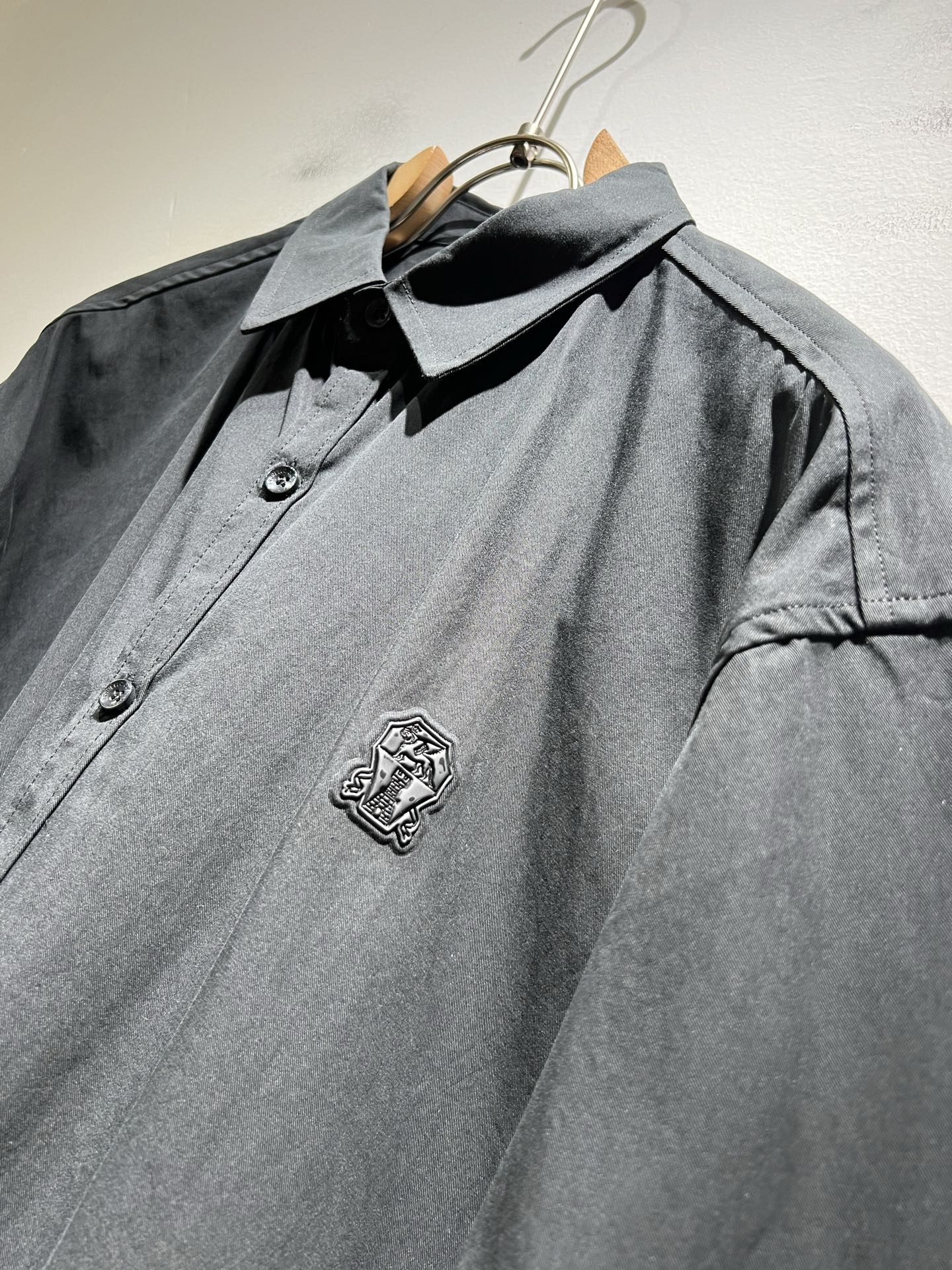  BC-Brunello Cucineli 2025秋冬新款男士长袖衬衣，众多明星都爱穿的时尚百搭单品！