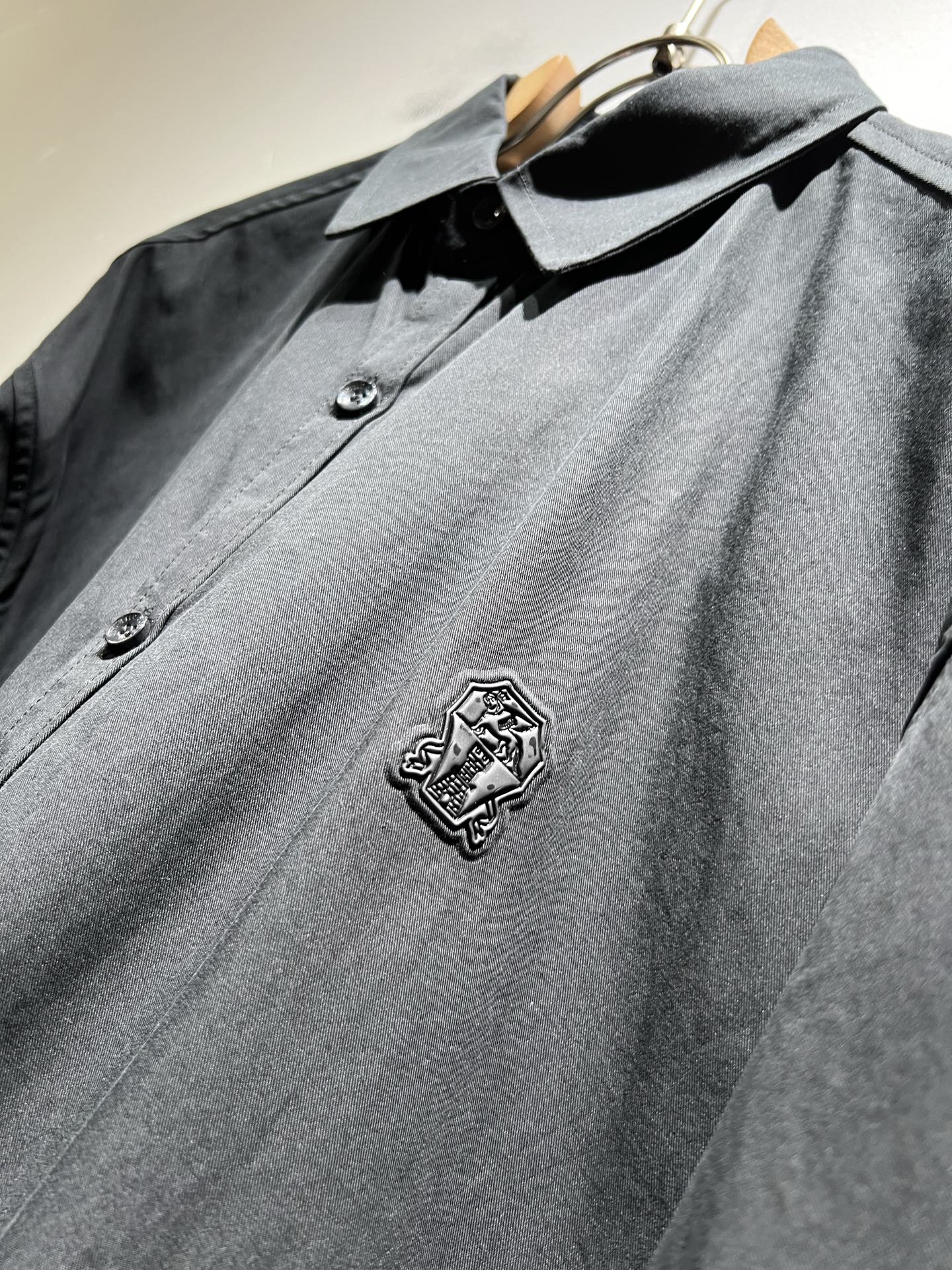  BC-Brunello Cucineli 2025秋冬新款男士长袖衬衣，众多明星都爱穿的时尚百搭单品！