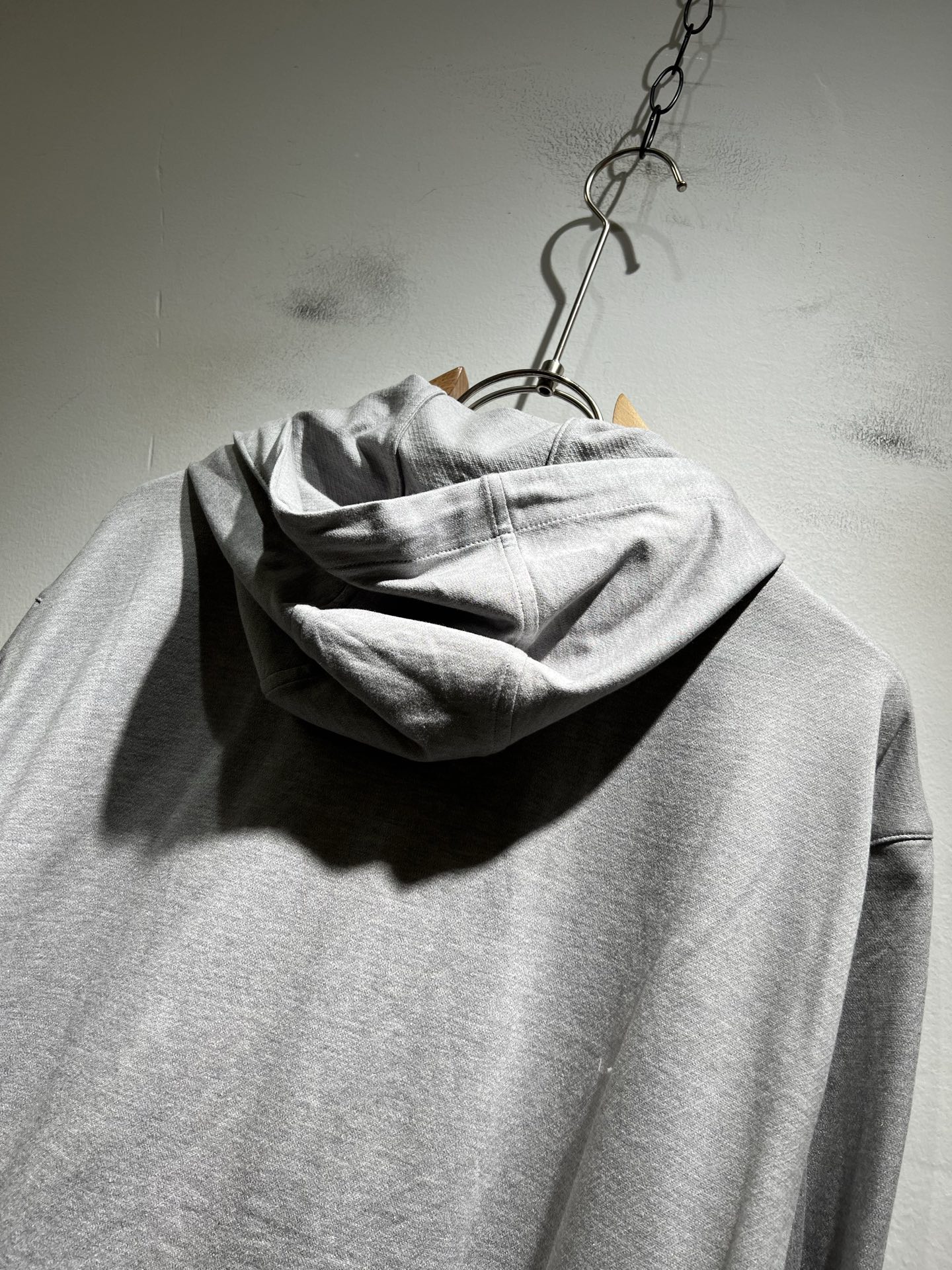  Loro Piana诺悠翩雅 2025秋冬新品男士连帽卫衣，外贸公司订单！客供纯棉棉材质，经典的专有织